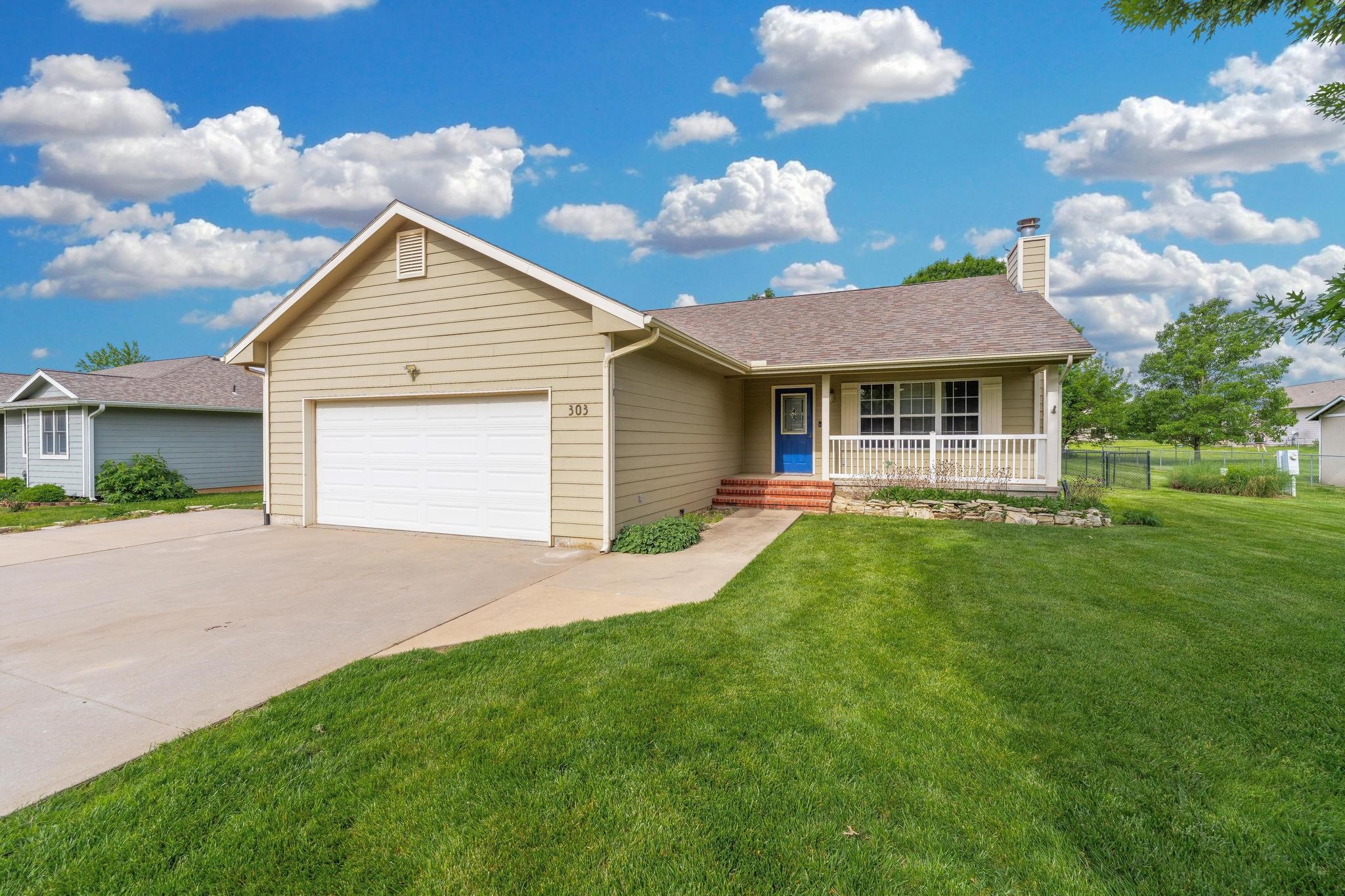 303 N Pacific St, Oxford, Kansas image 1