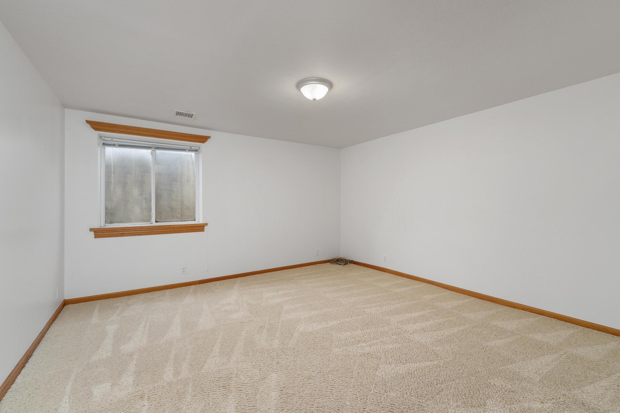 303 N Pacific St, Oxford, Kansas image 26
