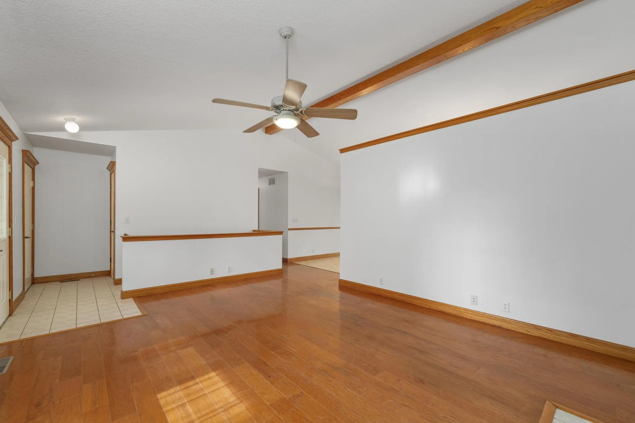 Oxford, Kansas 67119, United States, 5 Bedrooms Bedrooms, ,3 BathroomsBathrooms,Residential,Active,139572