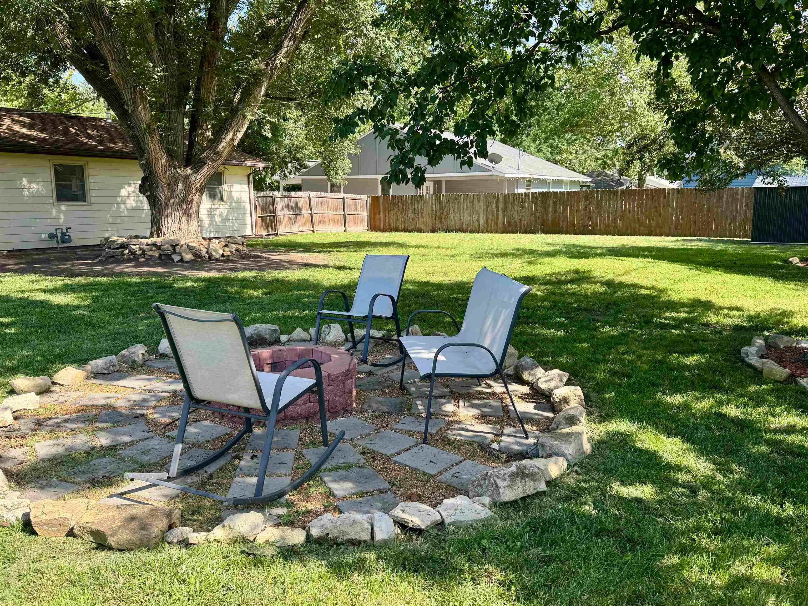 Newton, Kansas 67114, United States, 2 Bedrooms Bedrooms, ,1 BathroomBathrooms,Residential,Active,163441