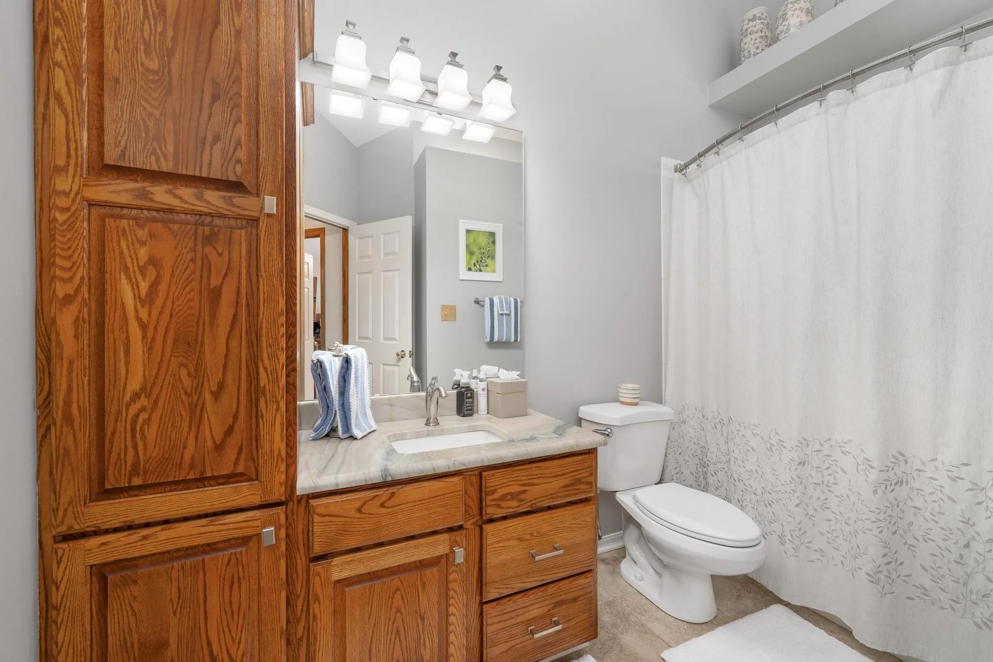 Winfield, Kansas 67156, United States, 4 Bedrooms Bedrooms, ,3 BathroomsBathrooms,Residential,Pending,144186