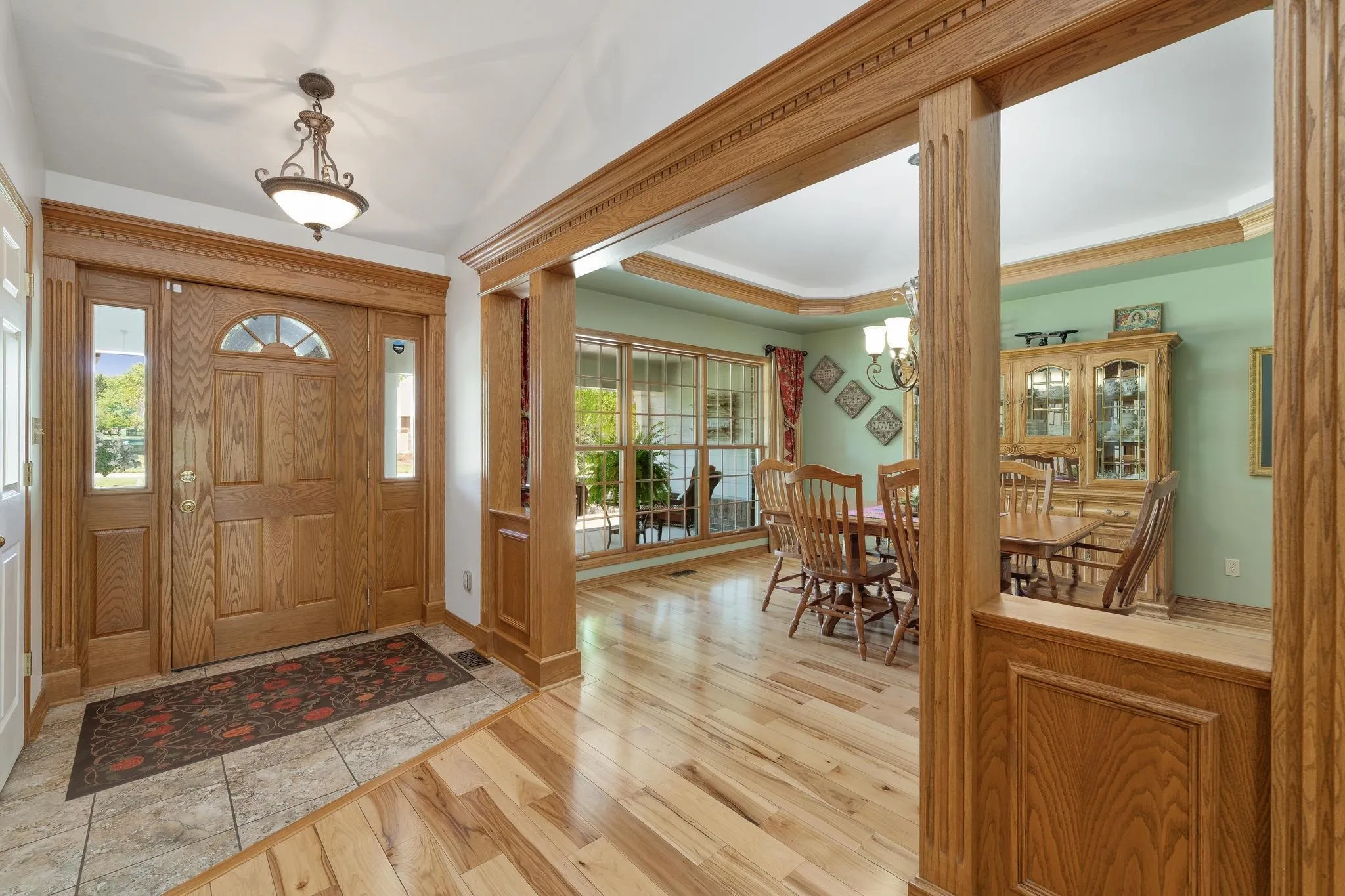 Winfield, Kansas 67156, United States, 4 Bedrooms Bedrooms, ,3 BathroomsBathrooms,Residential,Pending,144186