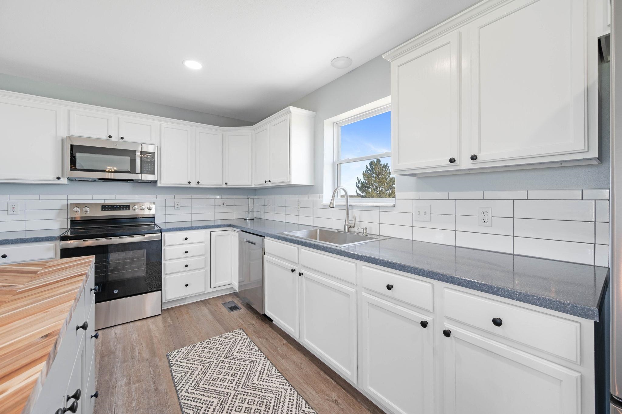 159 S Hillside Rd, Wellington, Virginia image 6