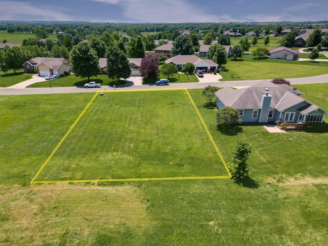 616 Quail Nest Rd, Winfield, Kansas image 2