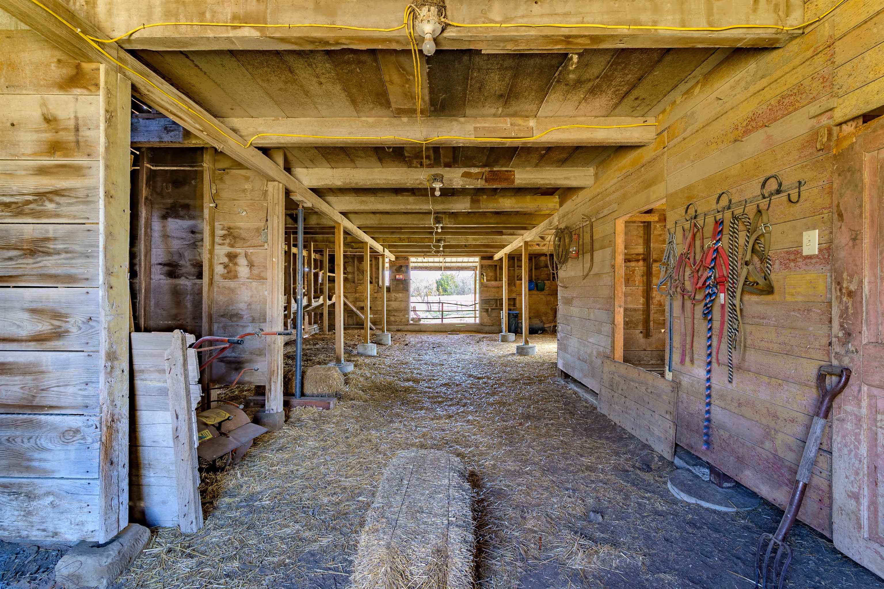 1348 Goldenrod Rd, Hillsboro, Kansas image 8
