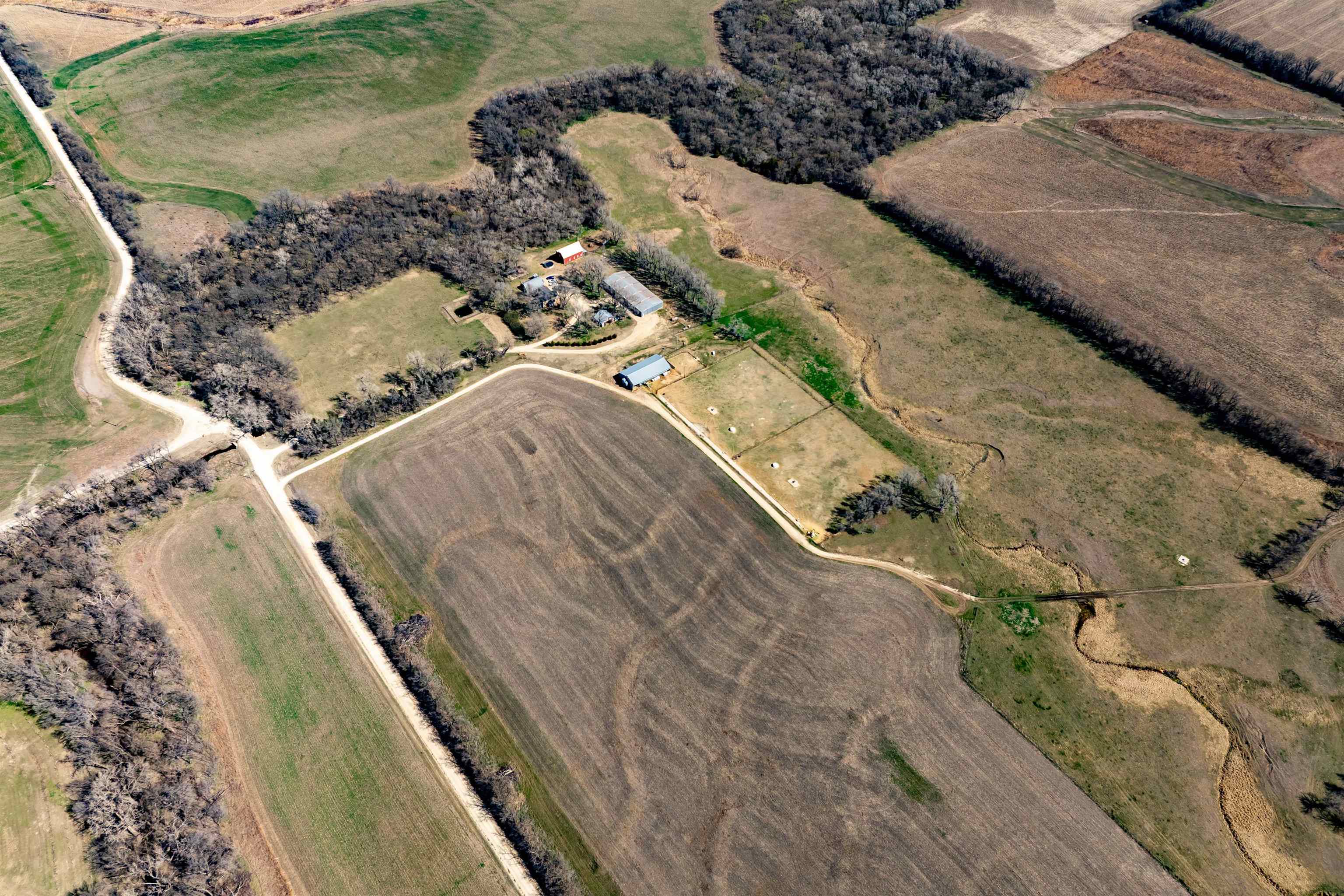 1348 Goldenrod Rd, Hillsboro, Kansas image 3