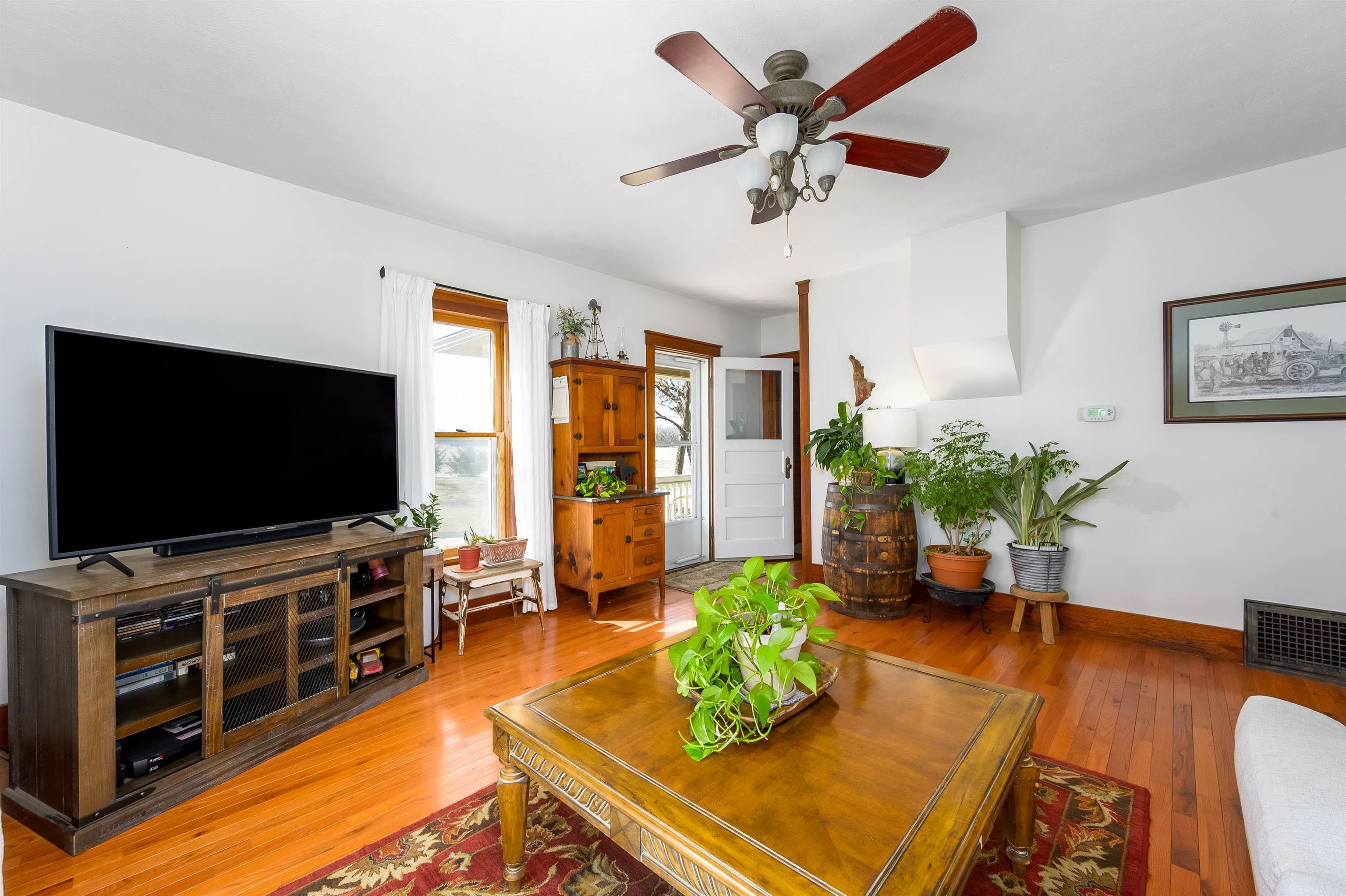 1348 Goldenrod Rd, Hillsboro, Kansas image 24