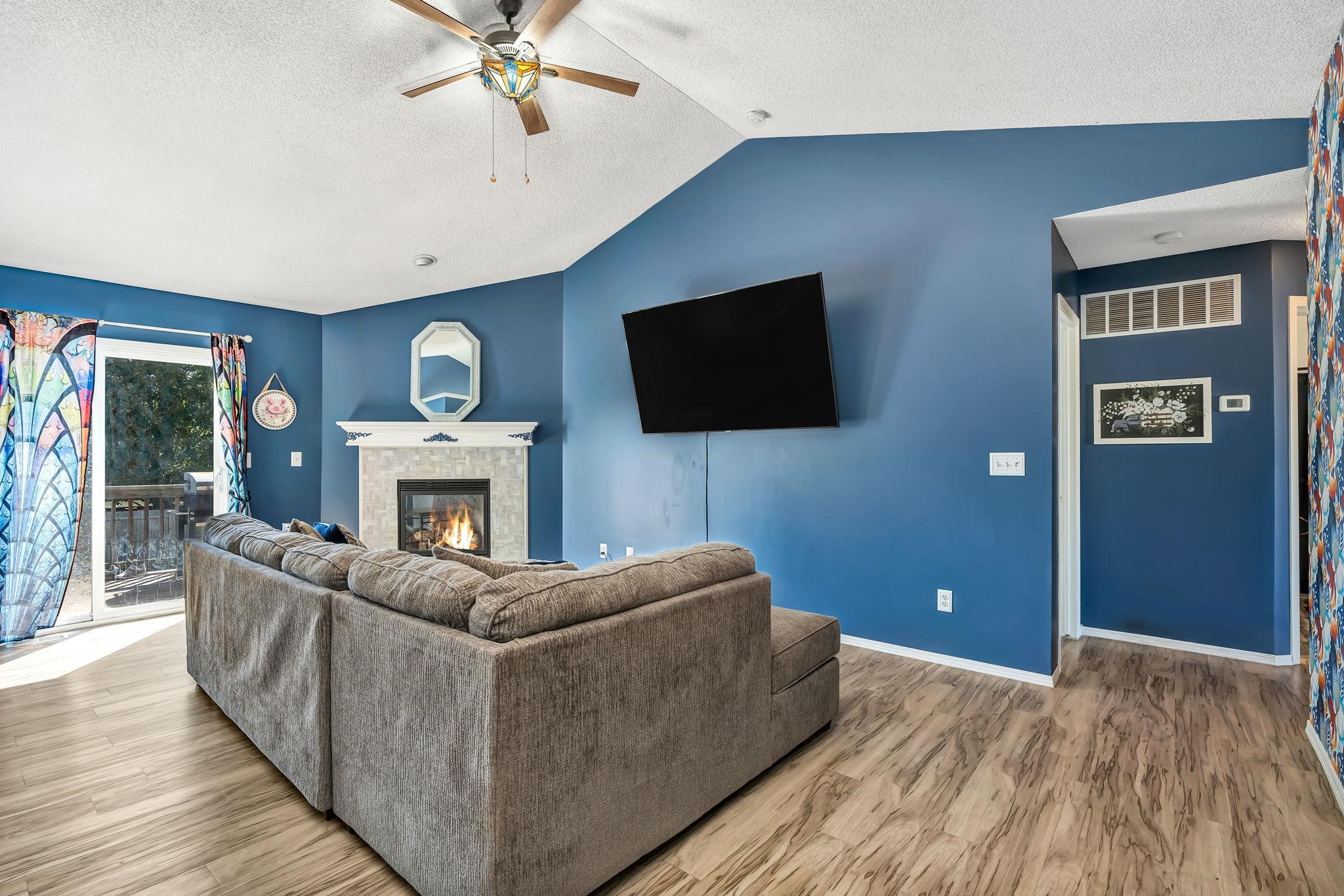 1527 E Cedar Tree St, Park City, Kansas image 8