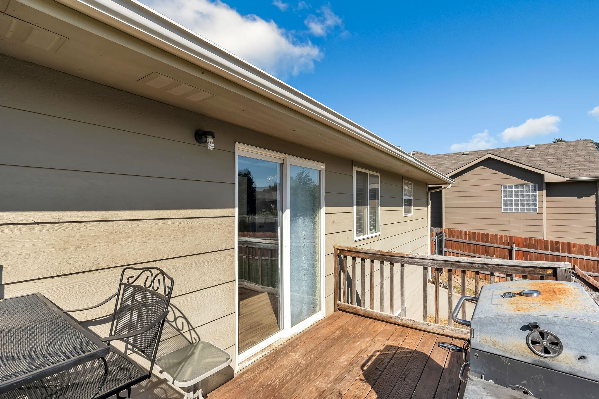 1527 E Cedar Tree St, Park City, Kansas image 28