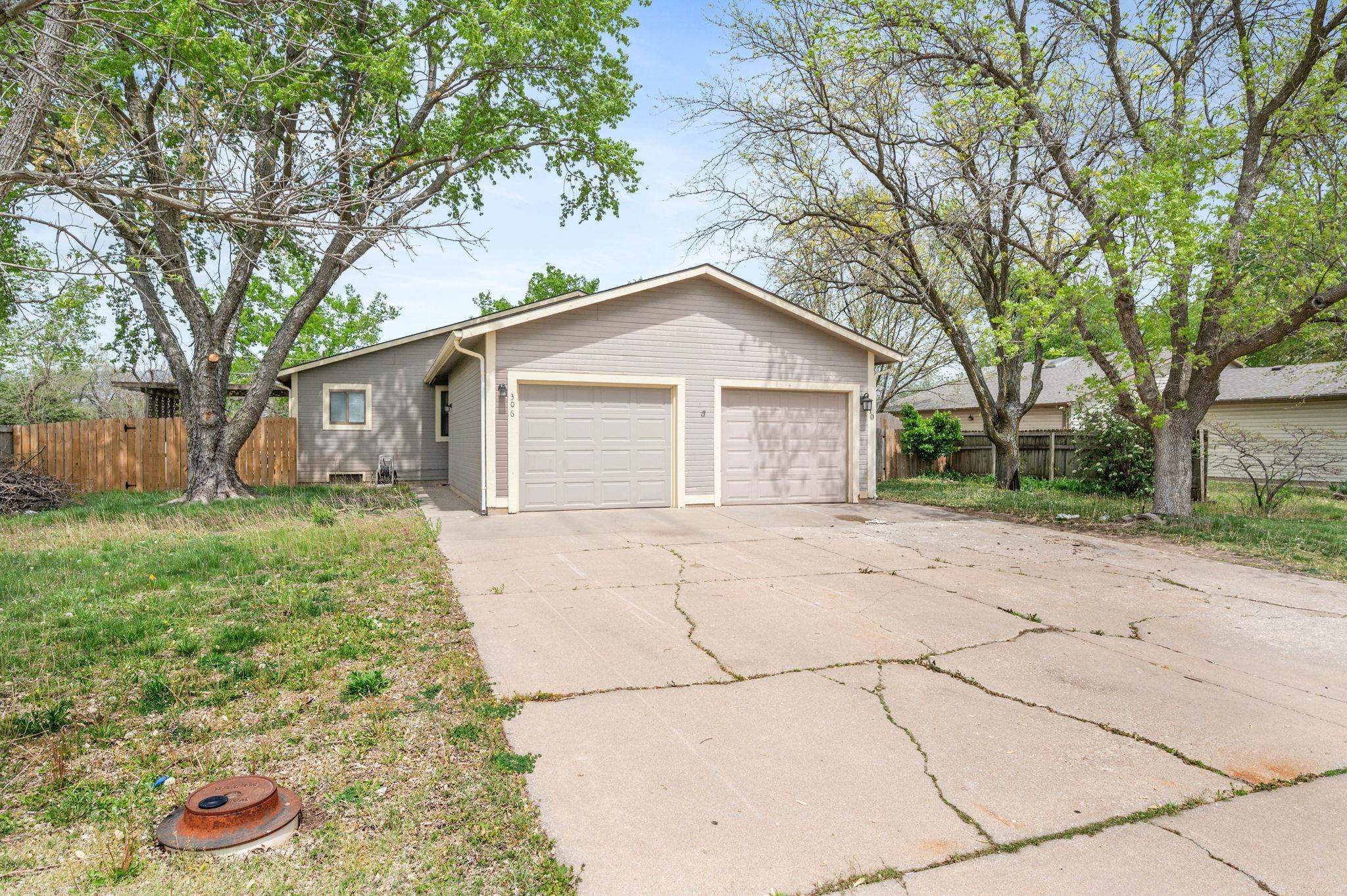 310 E Deer Creek Dr, Rose Hill, Kansas image 3
