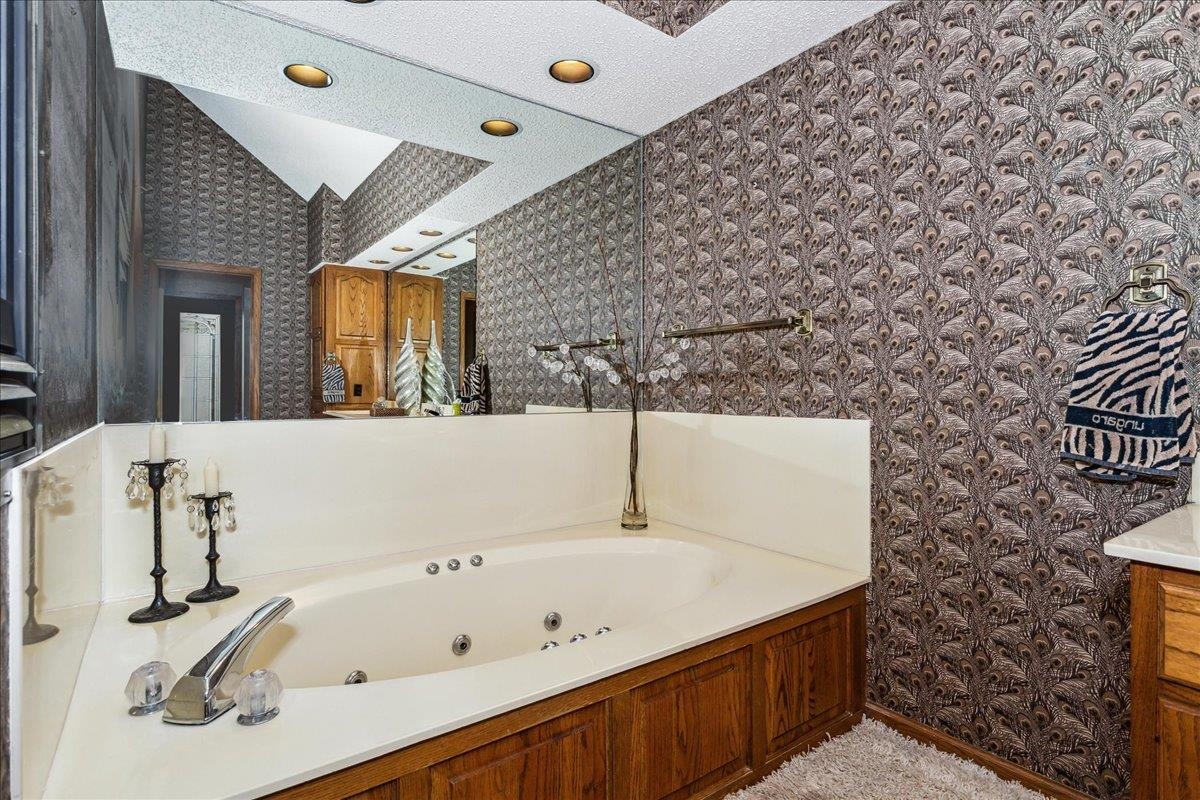 14633 E Killarney Cir, Wichita, Kansas image 17
