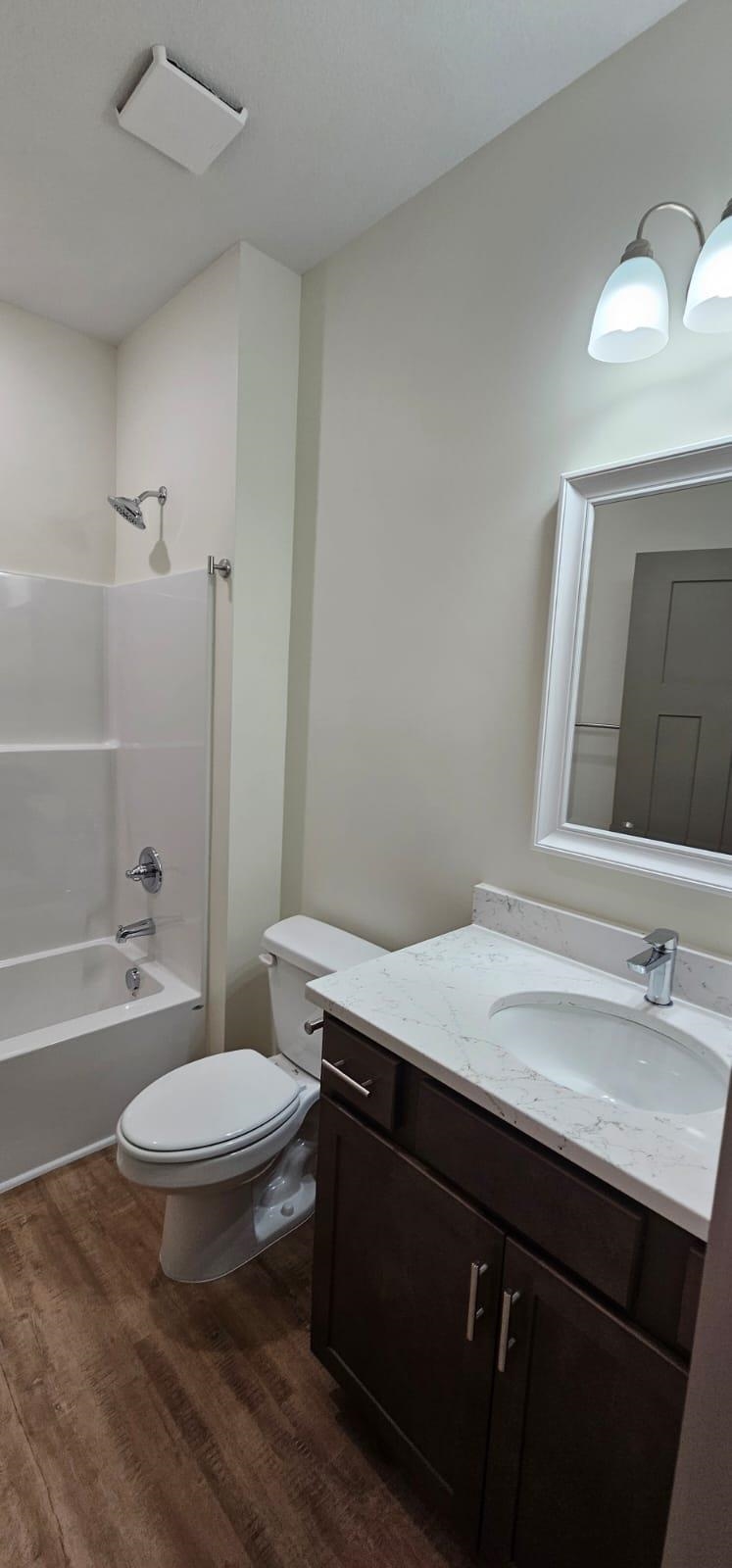 5821 N Newport St, Park City, Virginia image 15