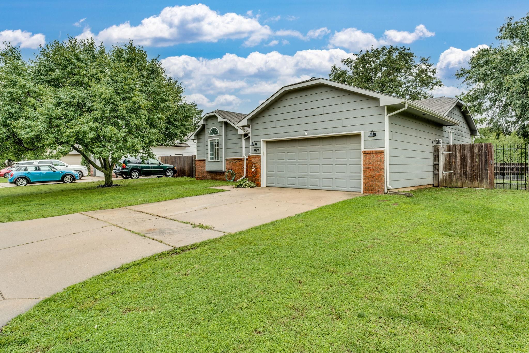 1829 N Pine Grove St, Wichita, Kansas image 3