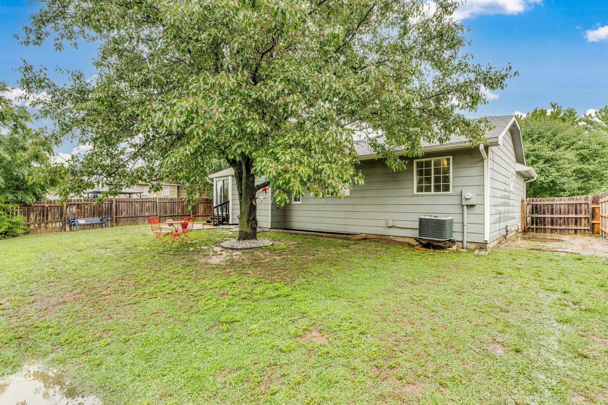 1829 N Pine Grove St, Wichita, Kansas image 27