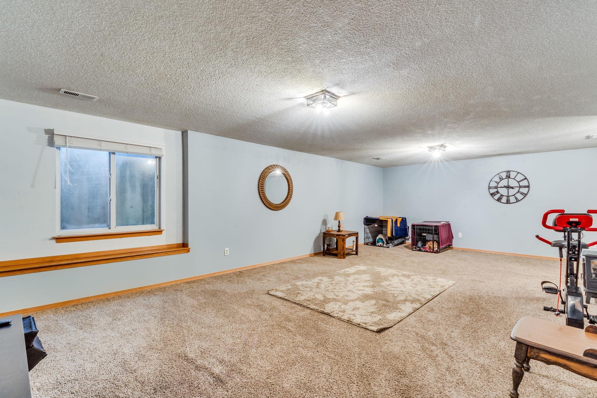 1829 N Pine Grove St, Wichita, Kansas image 21