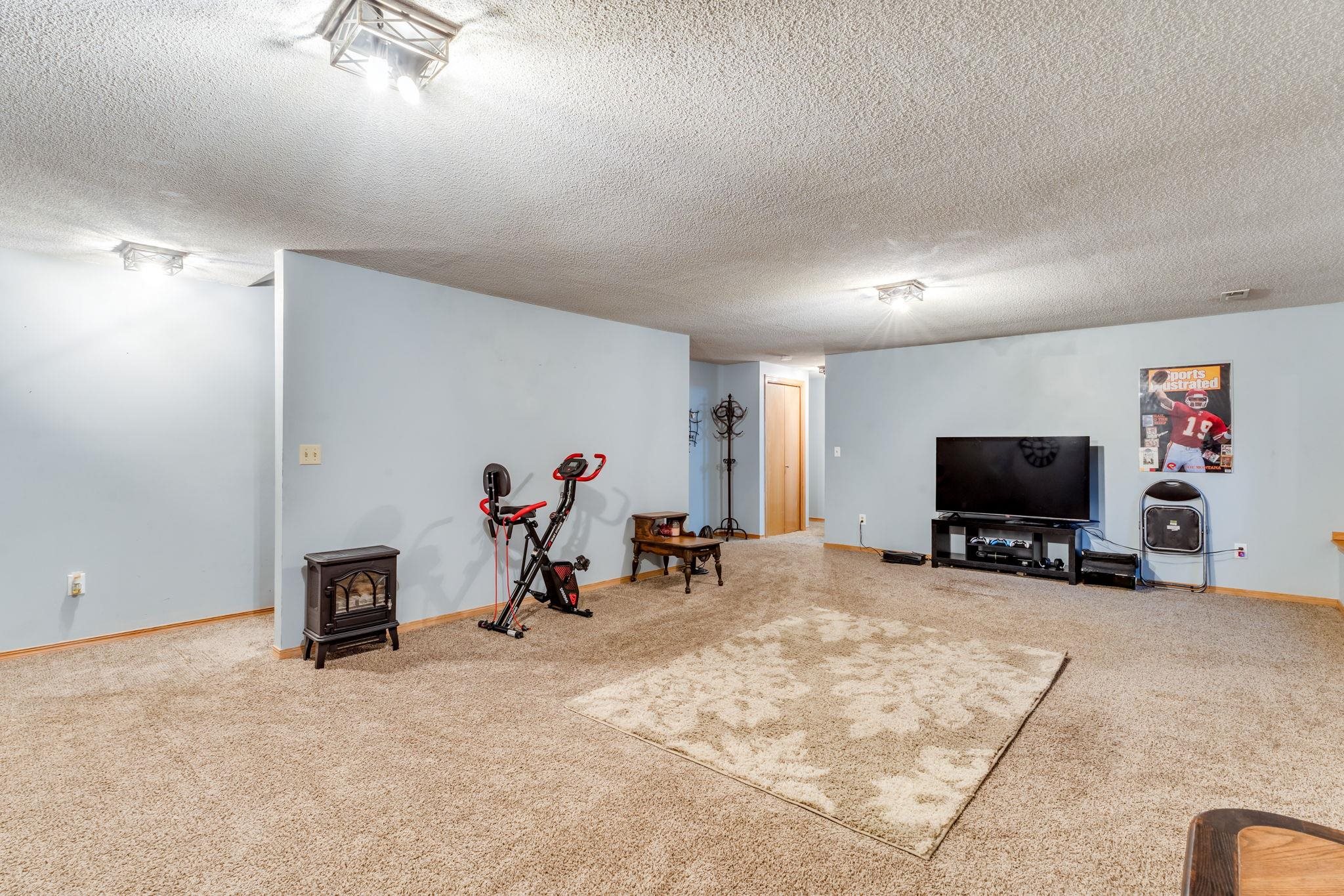 1829 N Pine Grove St, Wichita, Kansas image 19