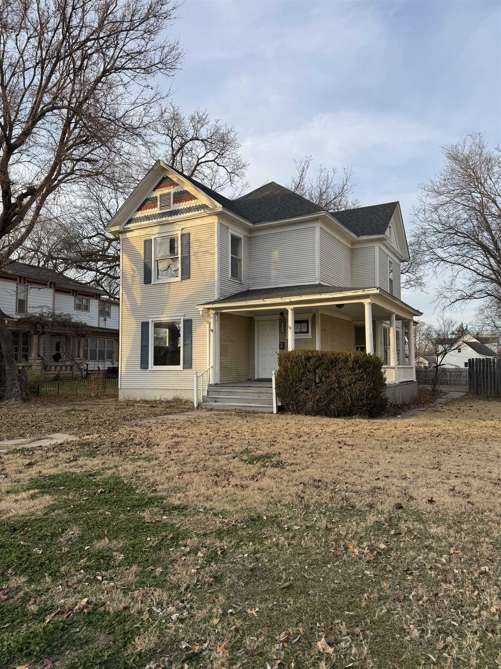 214 E 6th Ave, Hutchinson, Kansas image 20