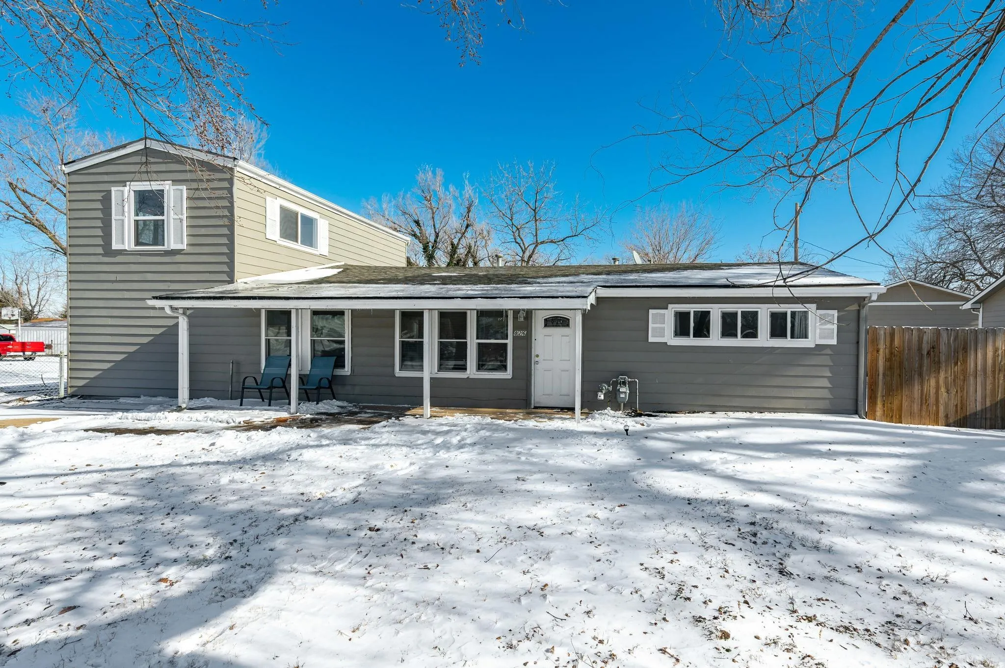 Wichita, Kansas 67212, United States, 5 Bedrooms Bedrooms, ,2 BathroomsBathrooms,Residential,Pending,18983