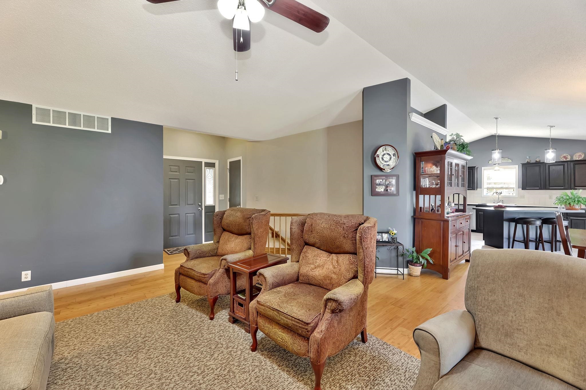 805 E Park Glen Ct, Clearwater, Kansas image 5