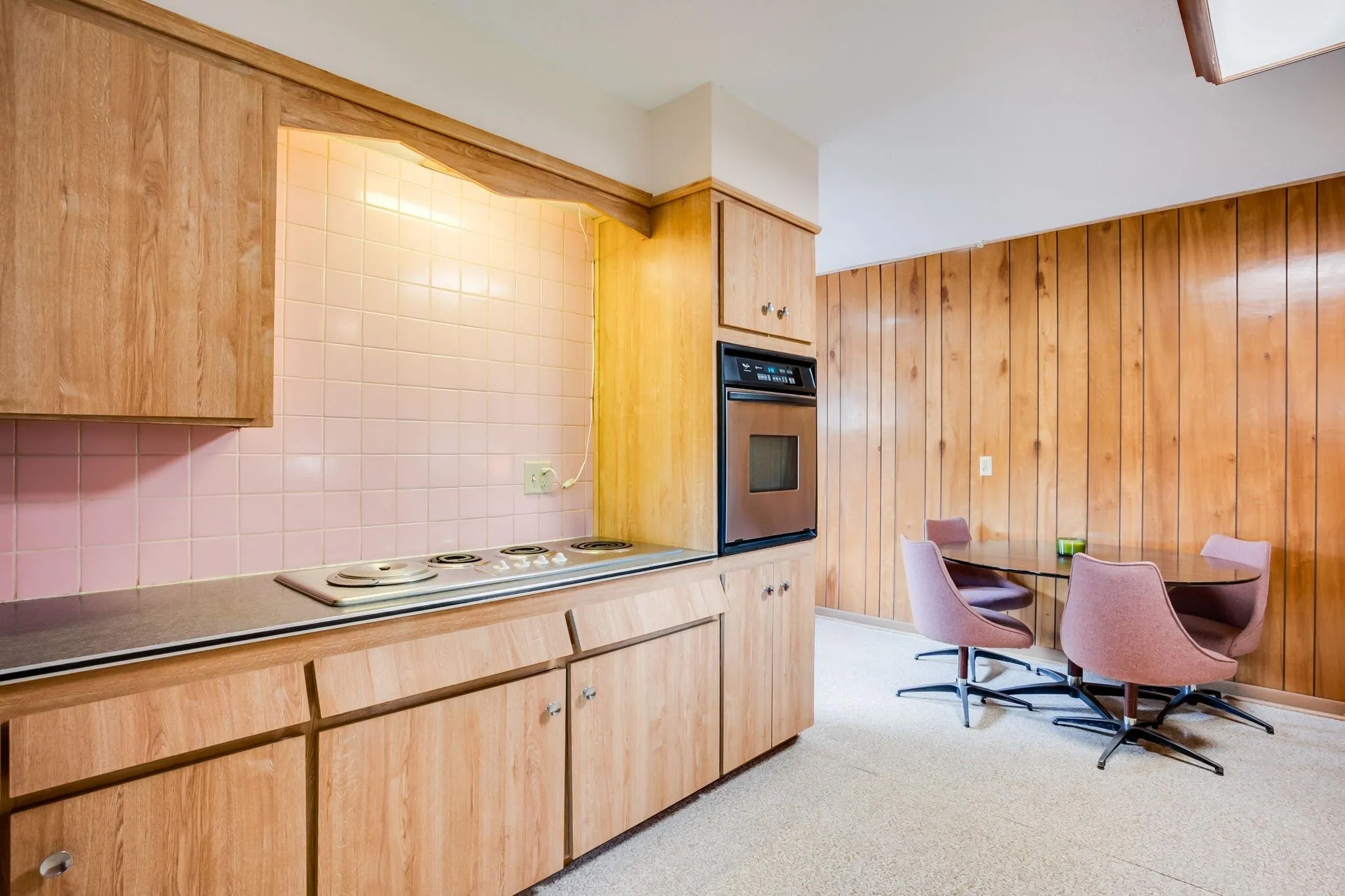 Wichita, Kansas 67209, United States, 3 Bedrooms Bedrooms, ,2 BathroomsBathrooms,Residential,Active,184228