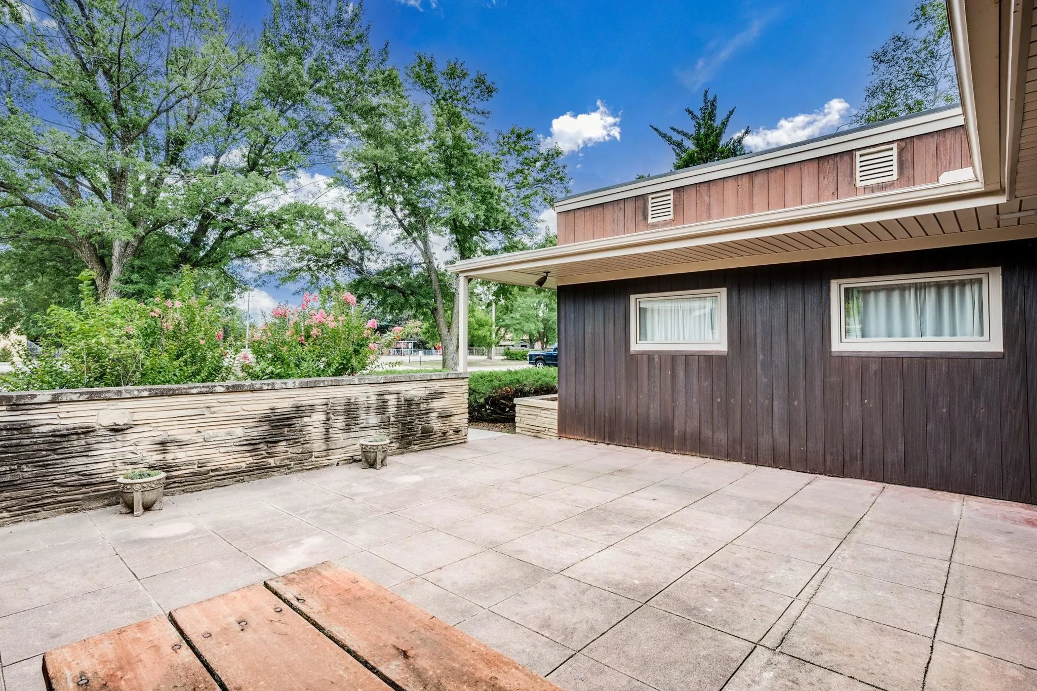 Wichita, Kansas 67209, United States, 3 Bedrooms Bedrooms, ,2 BathroomsBathrooms,Residential,Active,184228