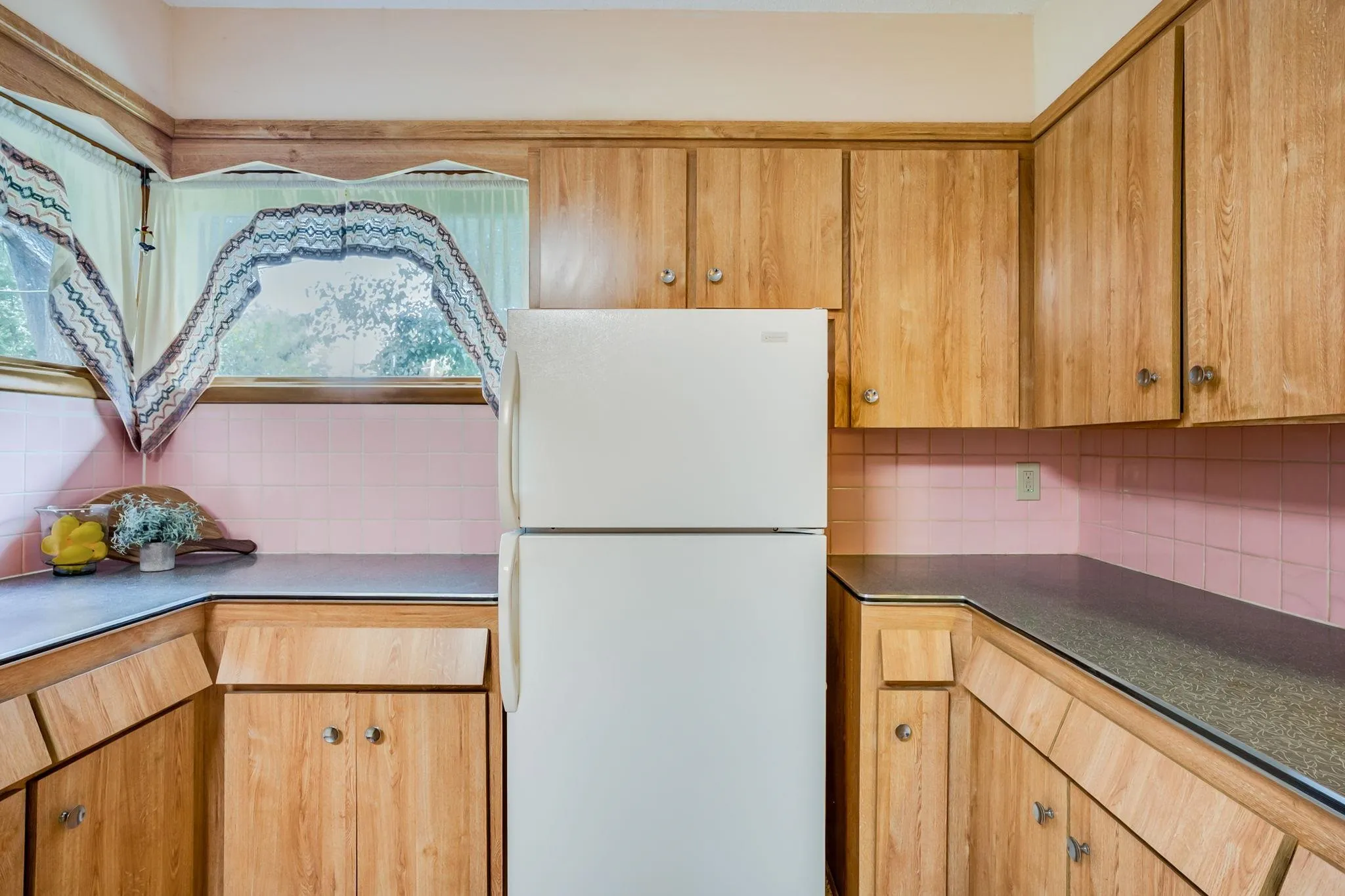 Wichita, Kansas 67209, United States, 3 Bedrooms Bedrooms, ,2 BathroomsBathrooms,Residential,Active,184228