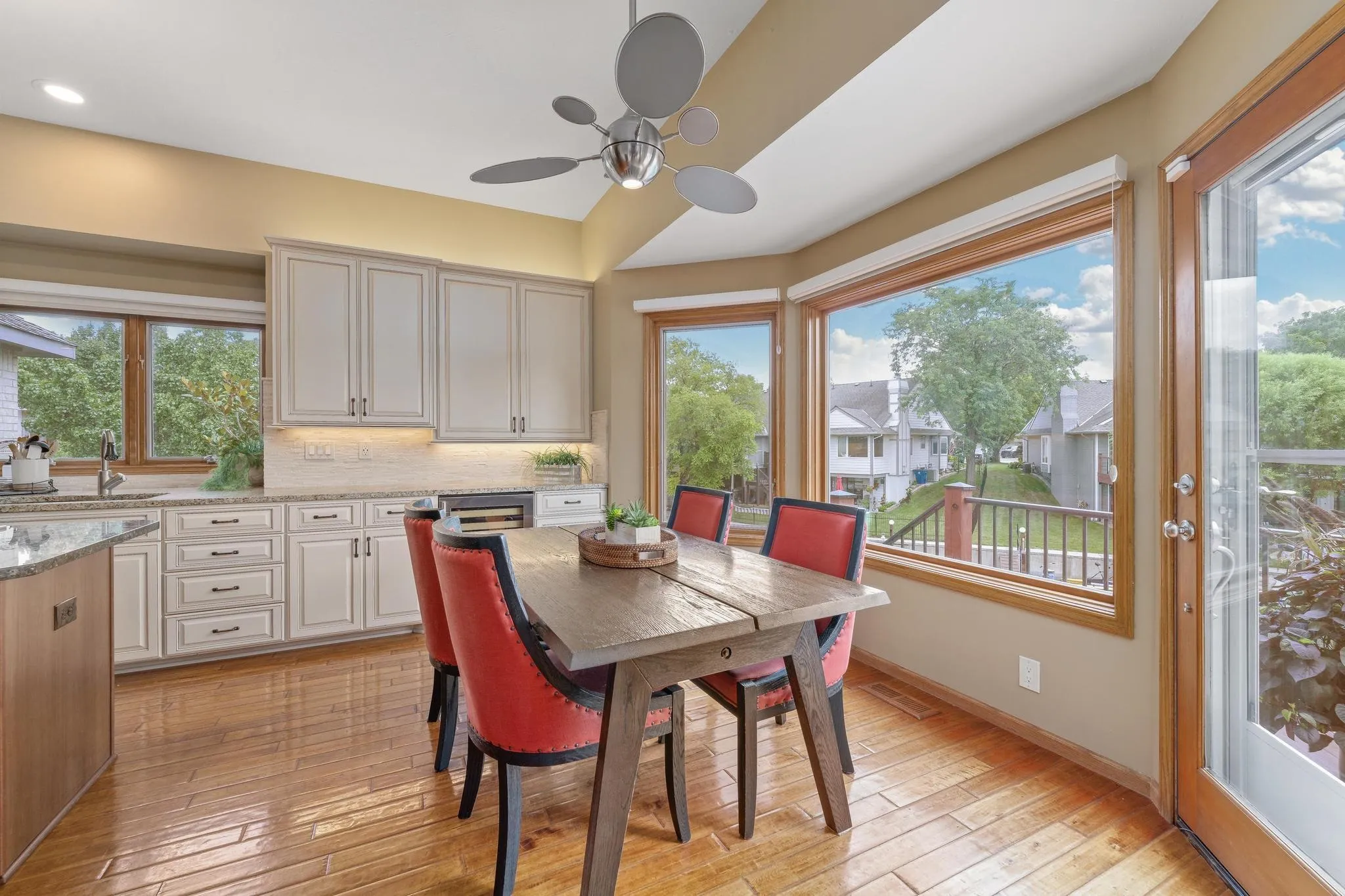 Wichita, Kansas 67204, United States, 4 Bedrooms Bedrooms, ,3 BathroomsBathrooms,Residential,Pending,177892