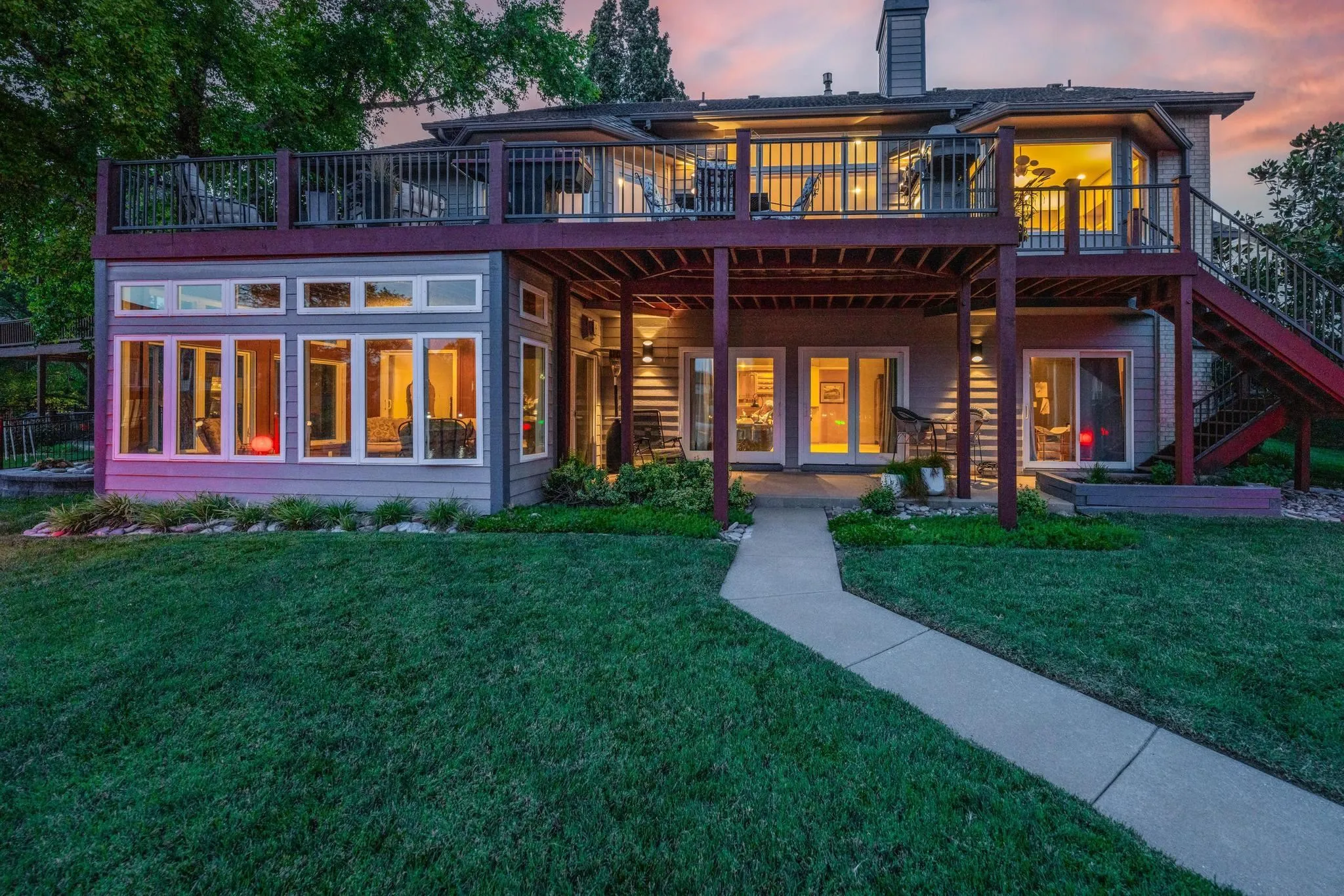 Wichita, Kansas 67204, United States, 4 Bedrooms Bedrooms, ,3 BathroomsBathrooms,Residential,Pending,177892