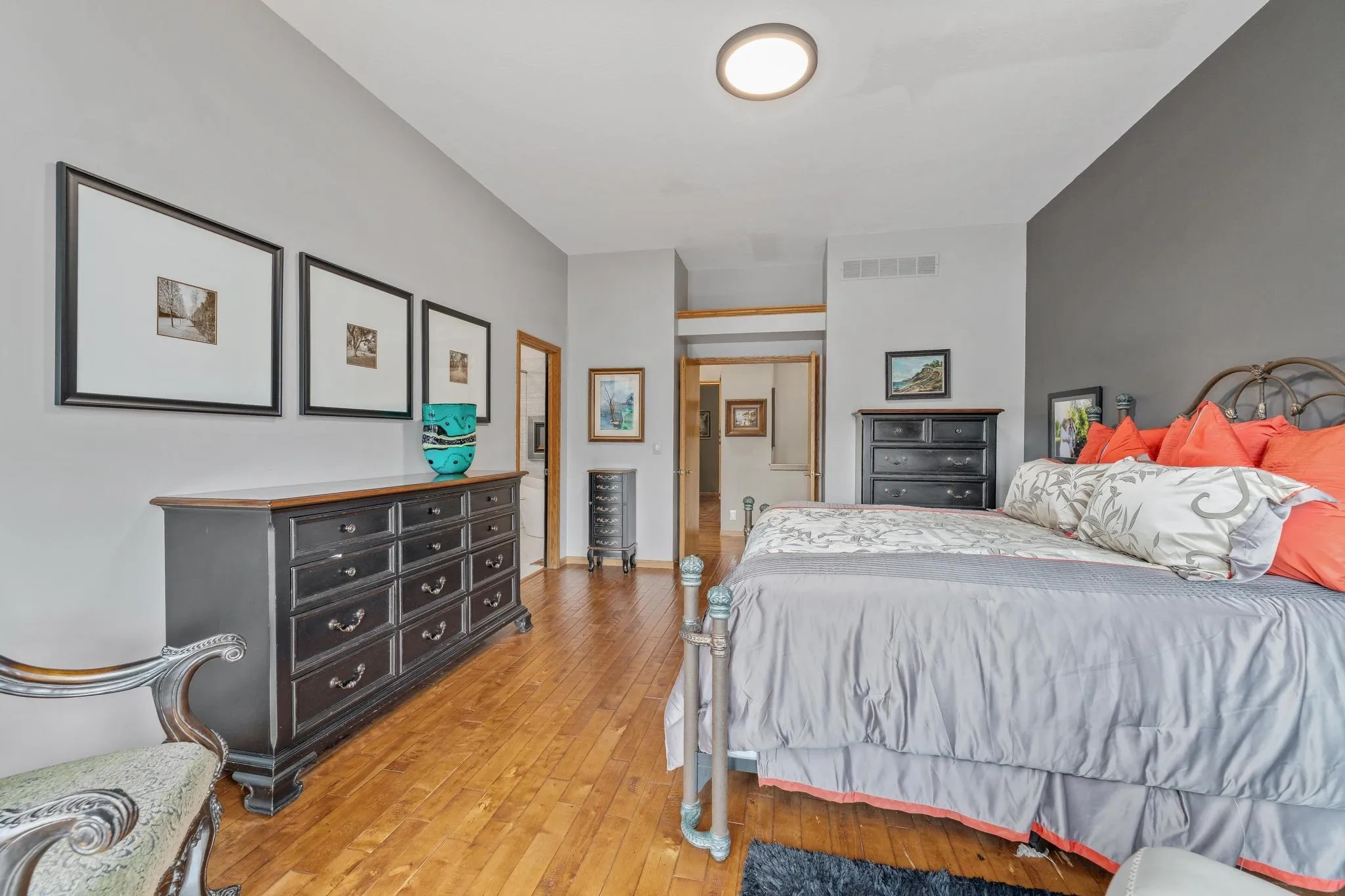 Wichita, Kansas 67204, United States, 4 Bedrooms Bedrooms, ,3 BathroomsBathrooms,Residential,Pending,177892