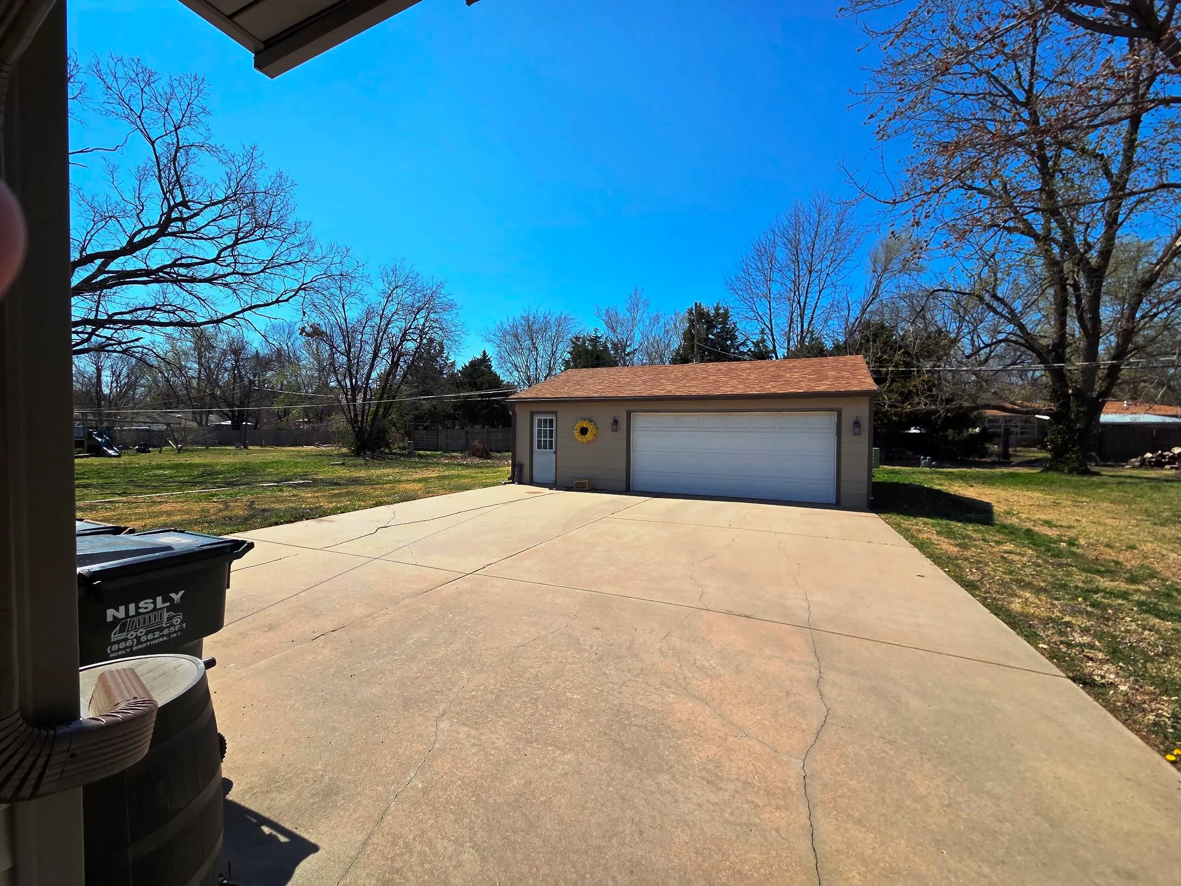 Hesston, Kansas 67062, United States, 4 Bedrooms Bedrooms, ,2 BathroomsBathrooms,Residential,Pending,144380