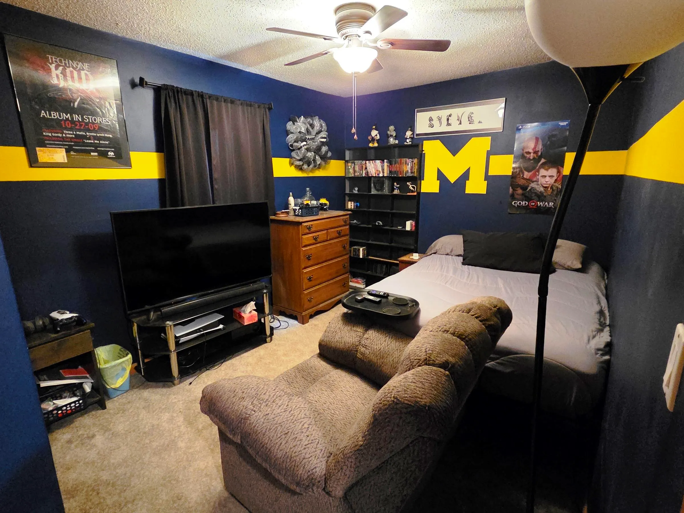 Hesston, Kansas 67062, United States, 4 Bedrooms Bedrooms, ,2 BathroomsBathrooms,Residential,Pending,144380