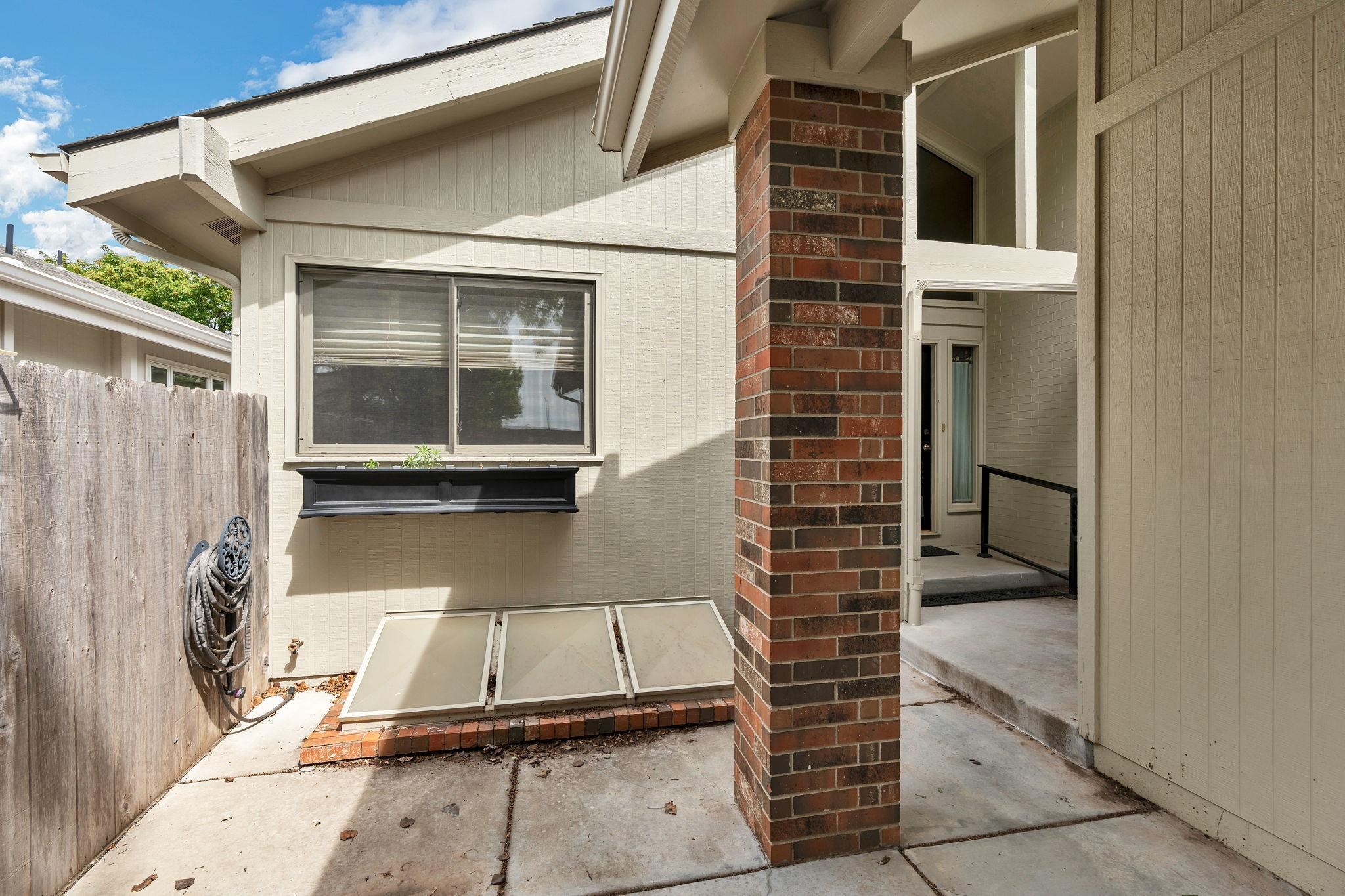 7700 E 13th St, Wichita, Kansas image 2