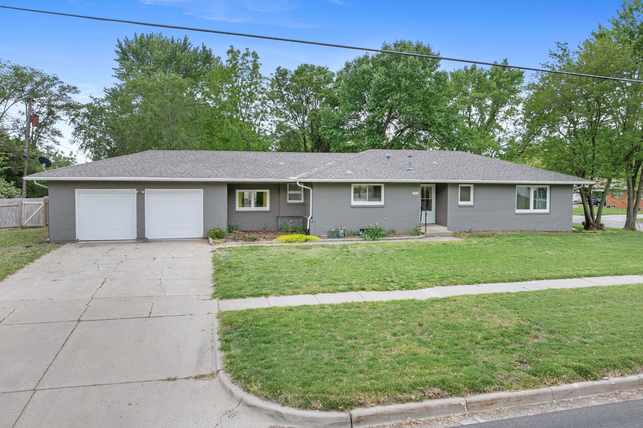 7701 E Lincoln St, Wichita, Virginia image 2