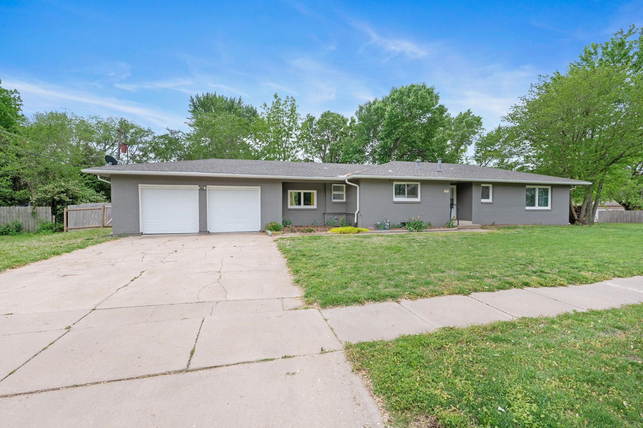 7701 E Lincoln St, Wichita, Virginia image 4