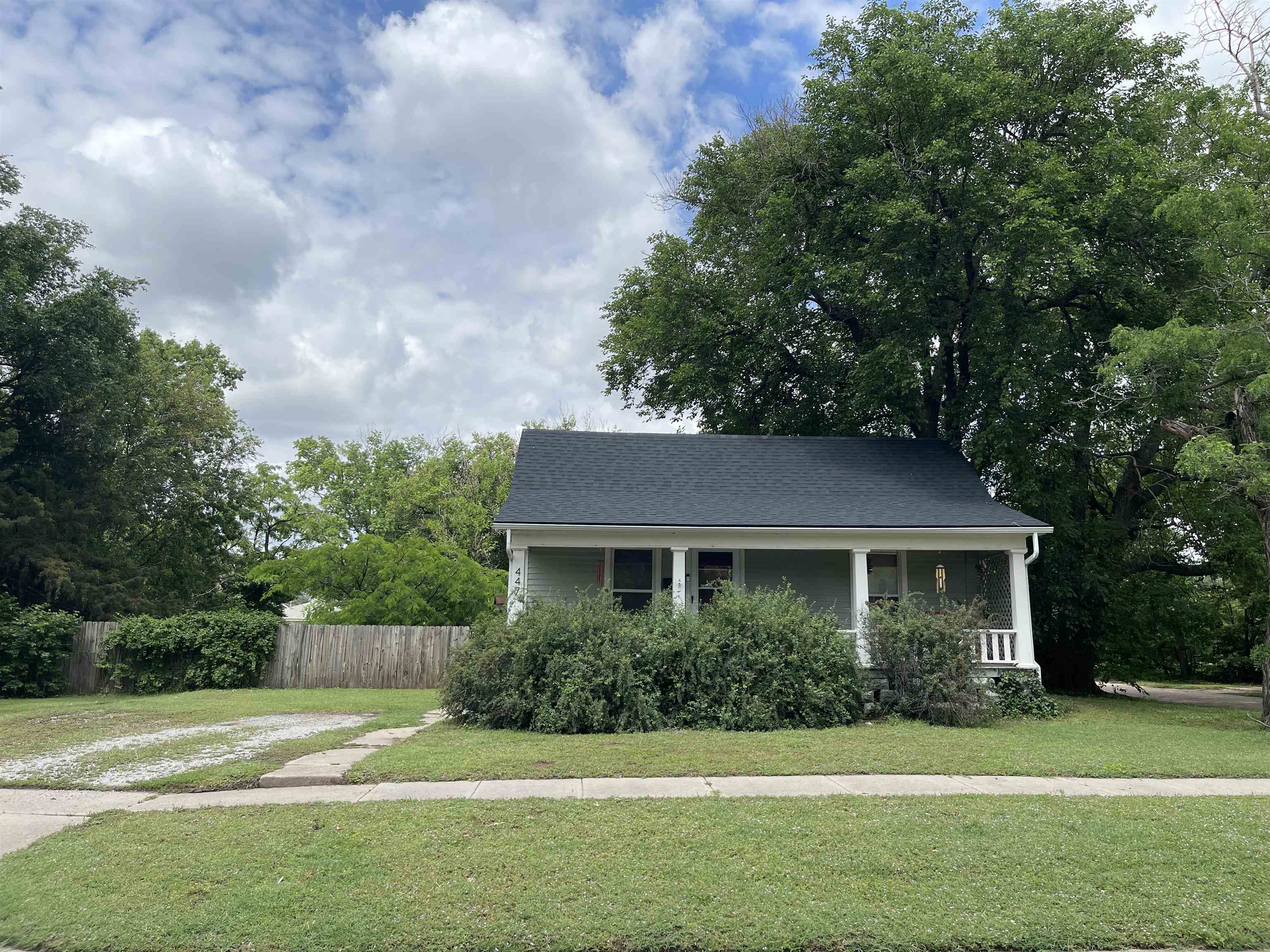 447 N Millwood St, Wichita, Kansas image 1