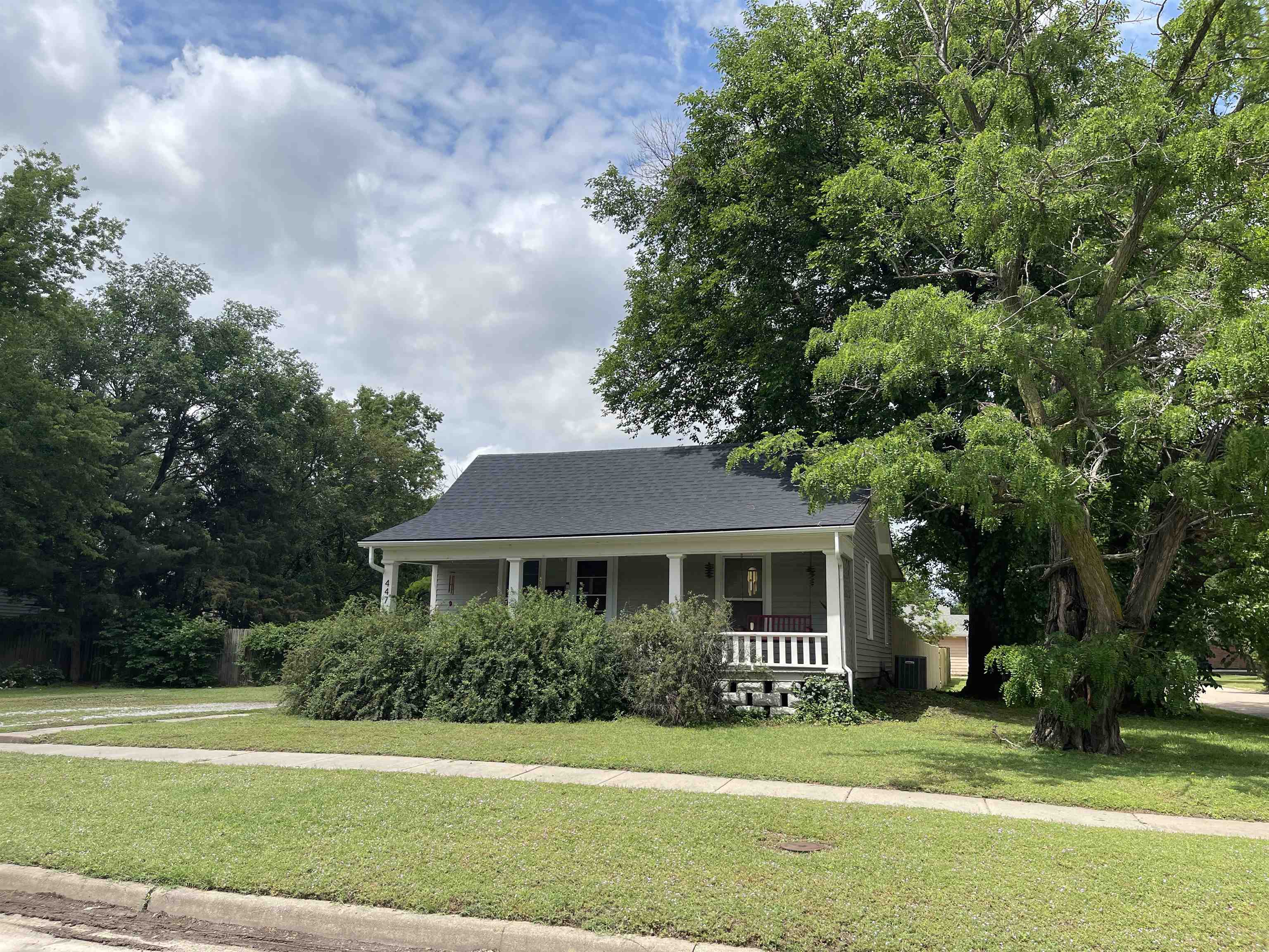 447 N Millwood St, Wichita, Kansas image 34