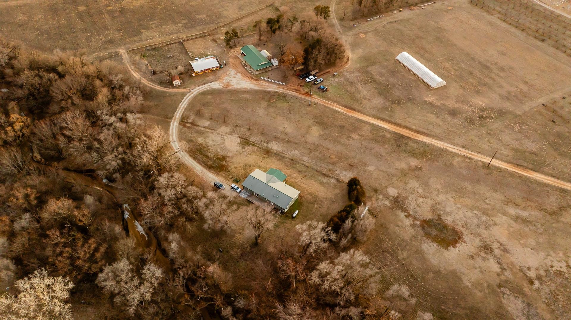 131 NE 100 Rd, Harper, Kansas image 3