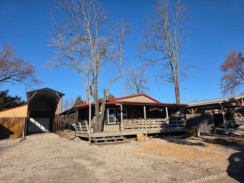 Homes For Sale - 407 Y50<br/> Greenwood County, Fall River, KS 67047