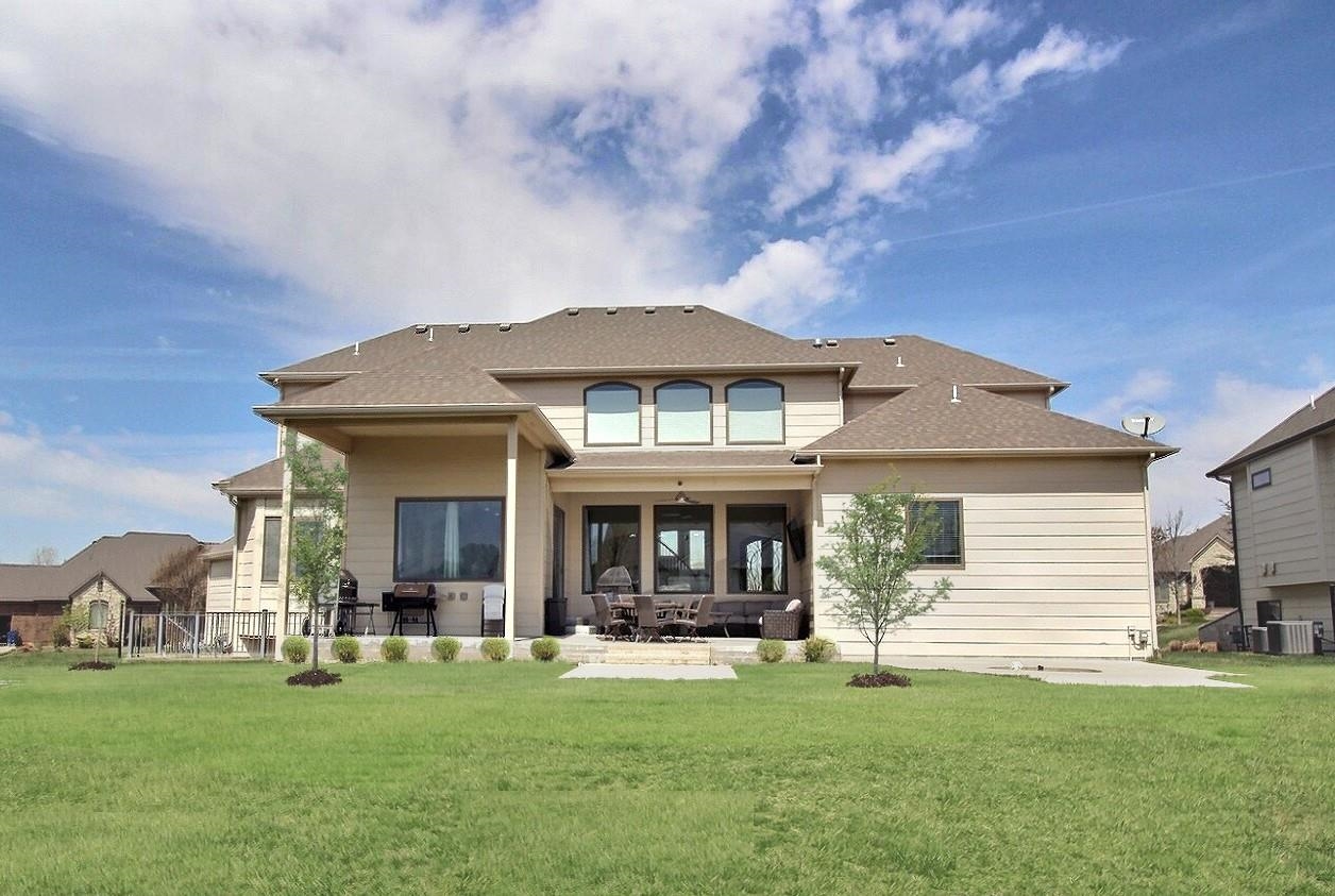 1818 N Burning Tree Cir, Wichita, Kansas image 4