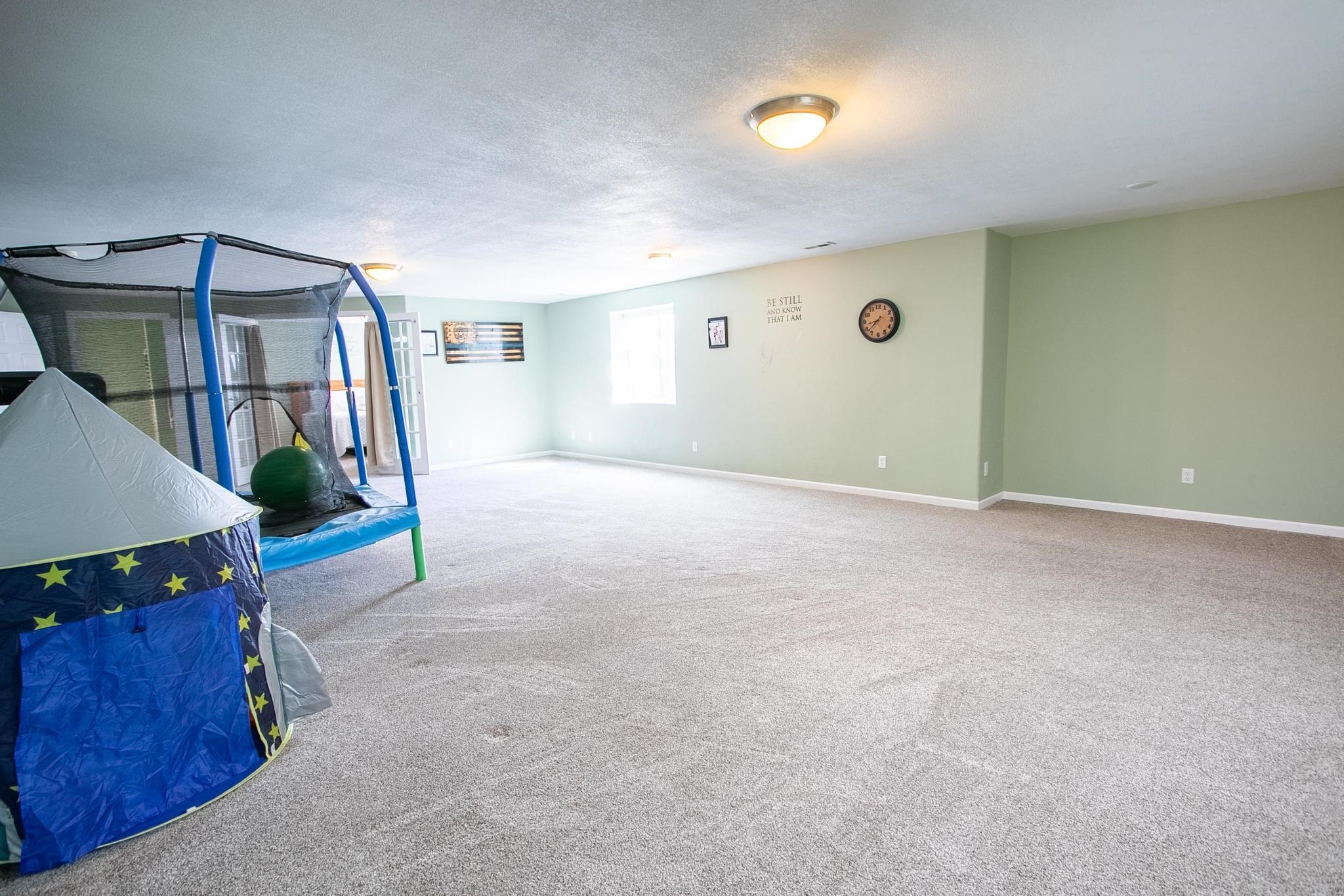 216 Victoria Ct, Newton, Kansas image 18