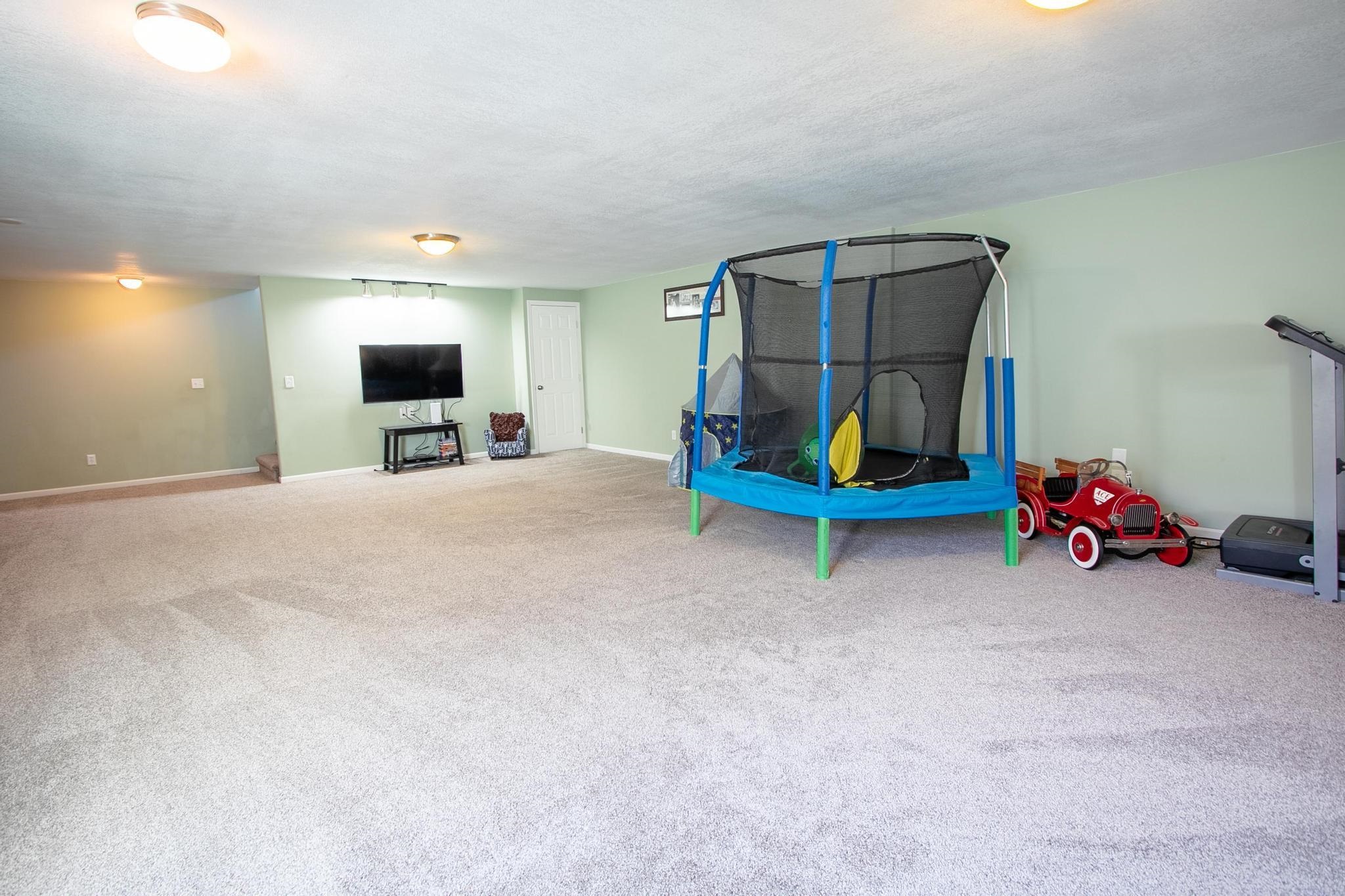 216 Victoria Ct, Newton, Kansas image 19