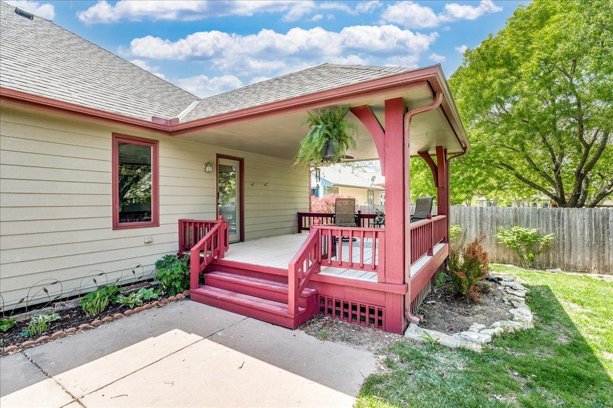 404 W 1st St, Andover, Kansas image 33