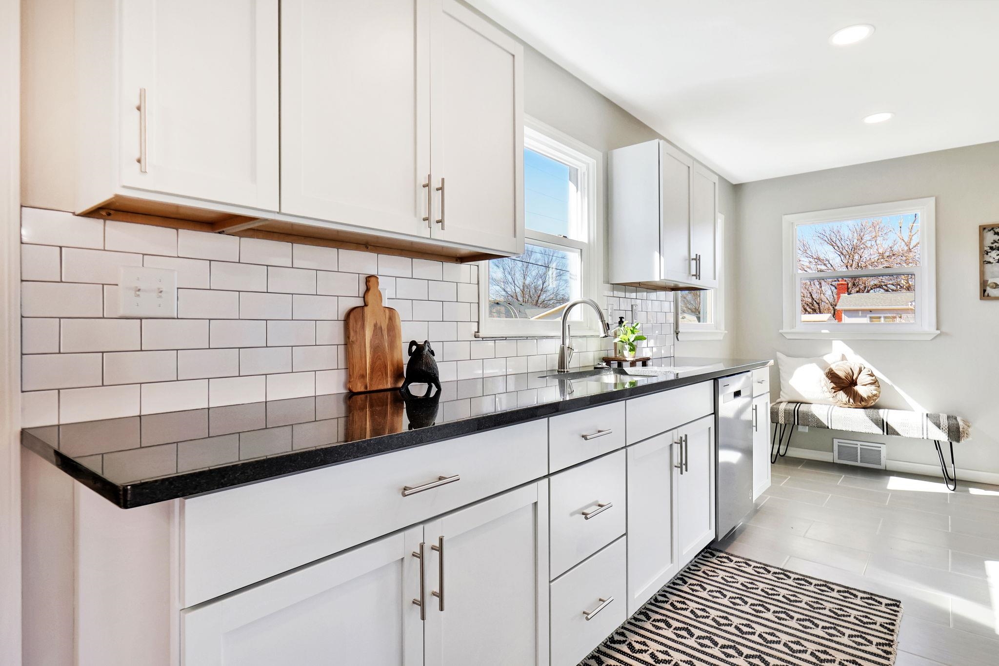 Wichita, Kansas 67204, United States, 3 Bedrooms Bedrooms, ,2 BathroomsBathrooms,Residential,Pending,63880