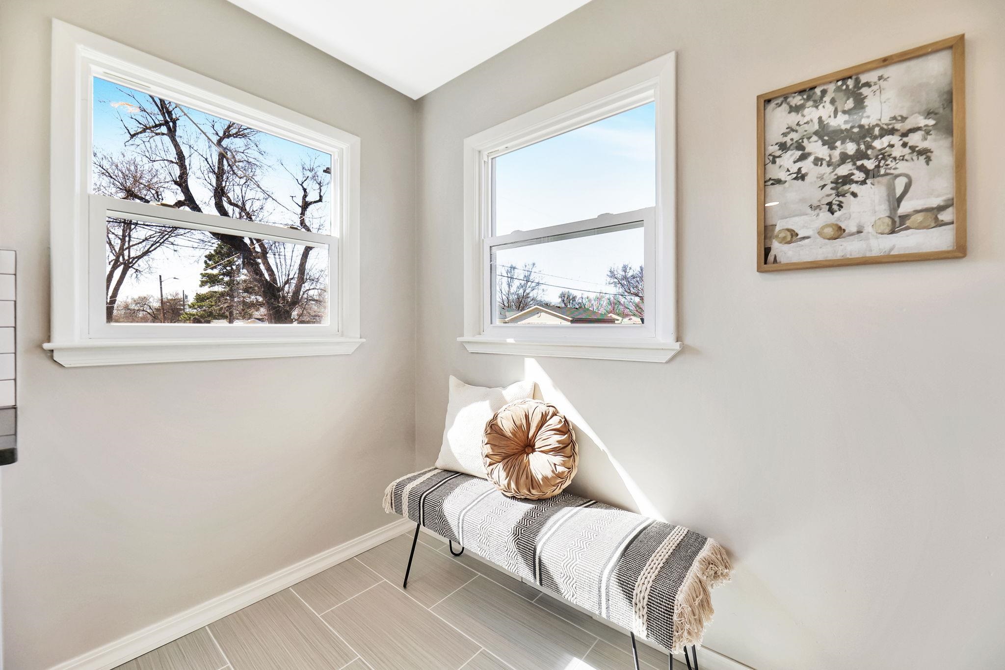 Wichita, Kansas 67204, United States, 3 Bedrooms Bedrooms, ,2 BathroomsBathrooms,Residential,Pending,63880