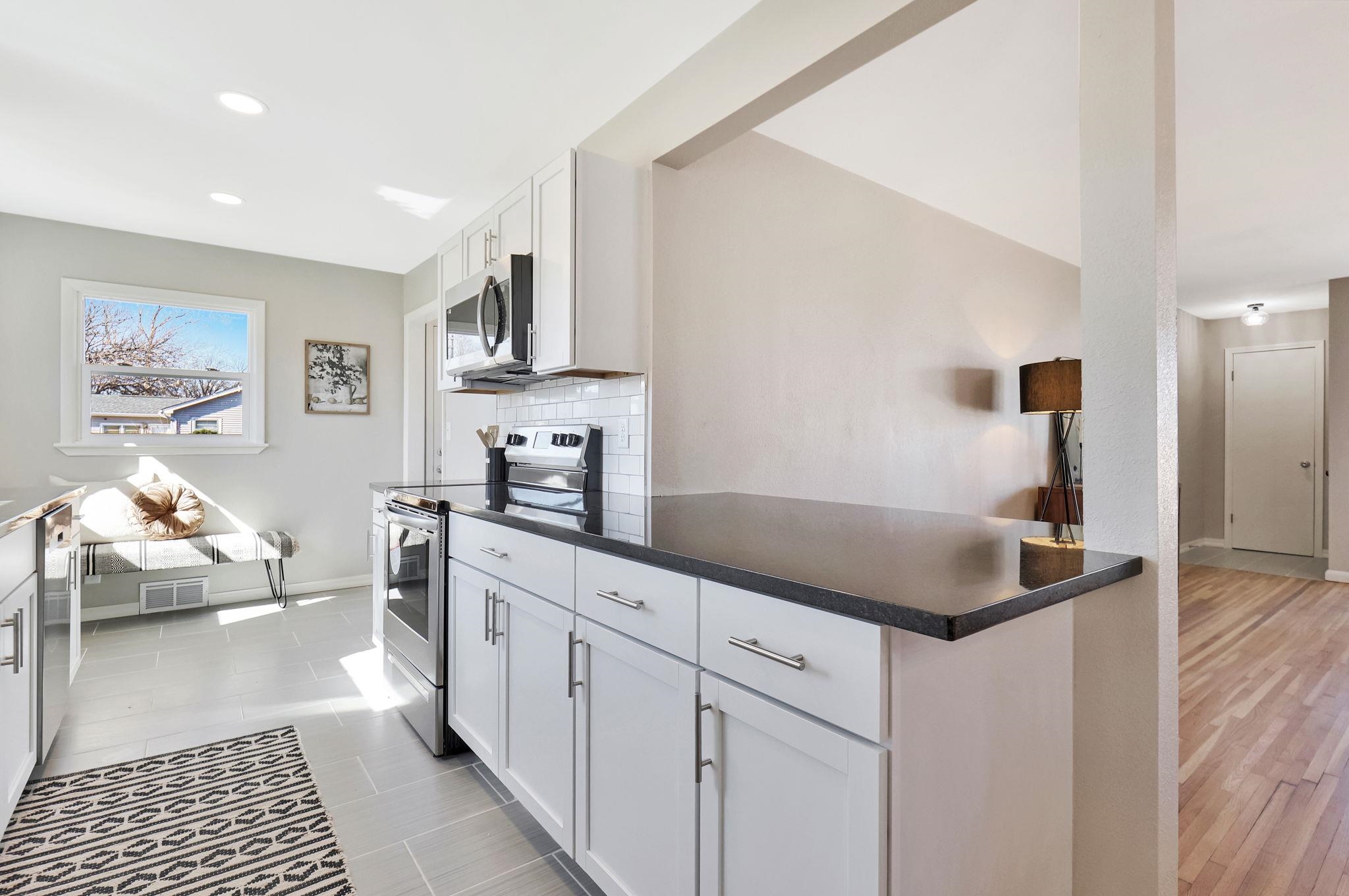 Wichita, Kansas 67204, United States, 3 Bedrooms Bedrooms, ,2 BathroomsBathrooms,Residential,Pending,63880