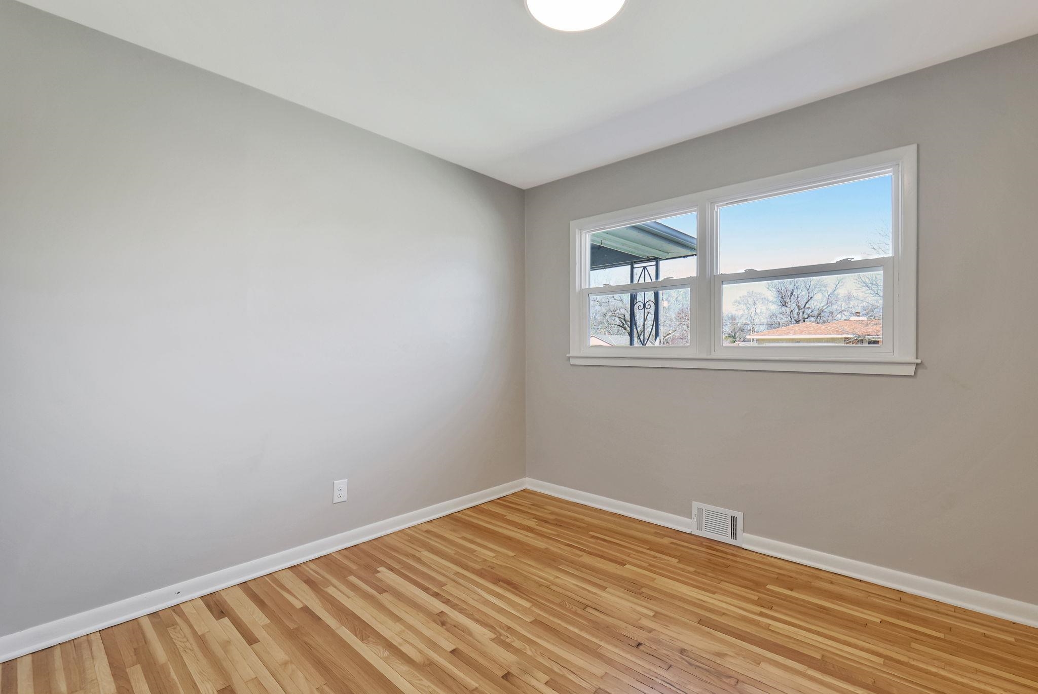 Wichita, Kansas 67204, United States, 3 Bedrooms Bedrooms, ,2 BathroomsBathrooms,Residential,Pending,63880