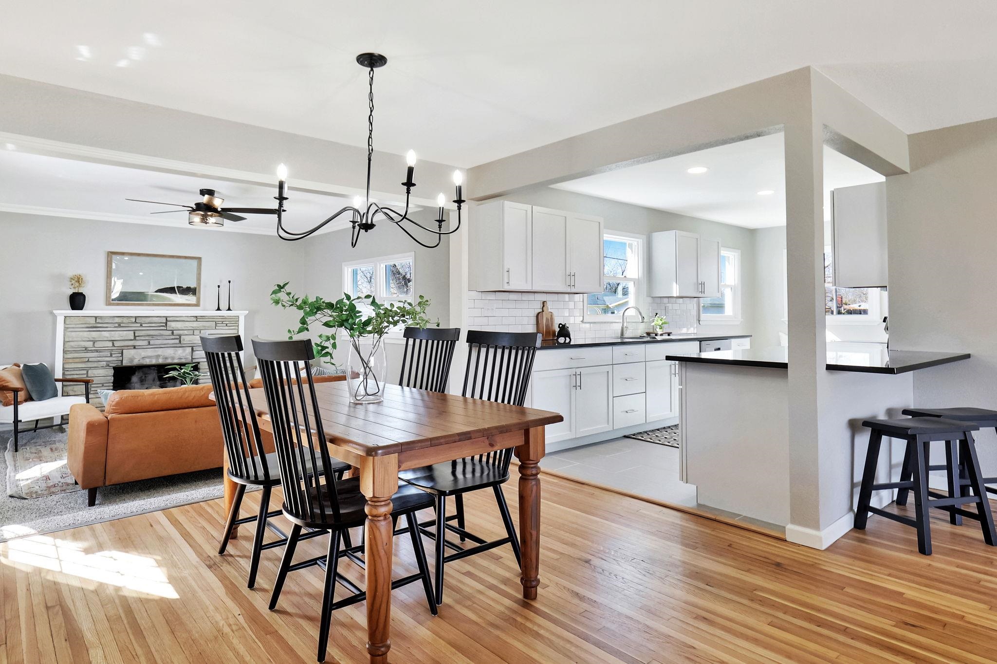 Wichita, Kansas 67204, United States, 3 Bedrooms Bedrooms, ,2 BathroomsBathrooms,Residential,Pending,63880