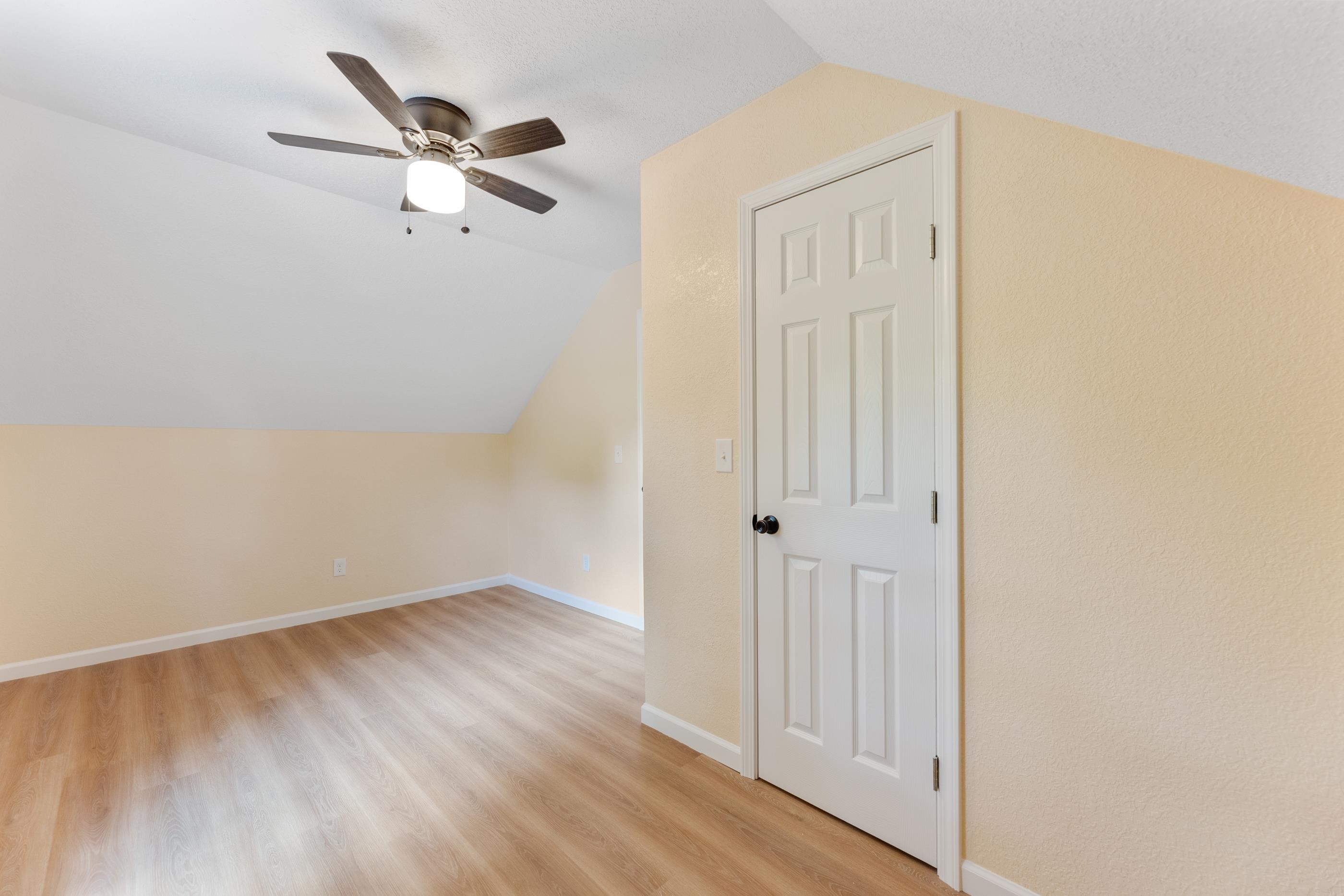 209 W 15th St, Newton, Kansas image 22