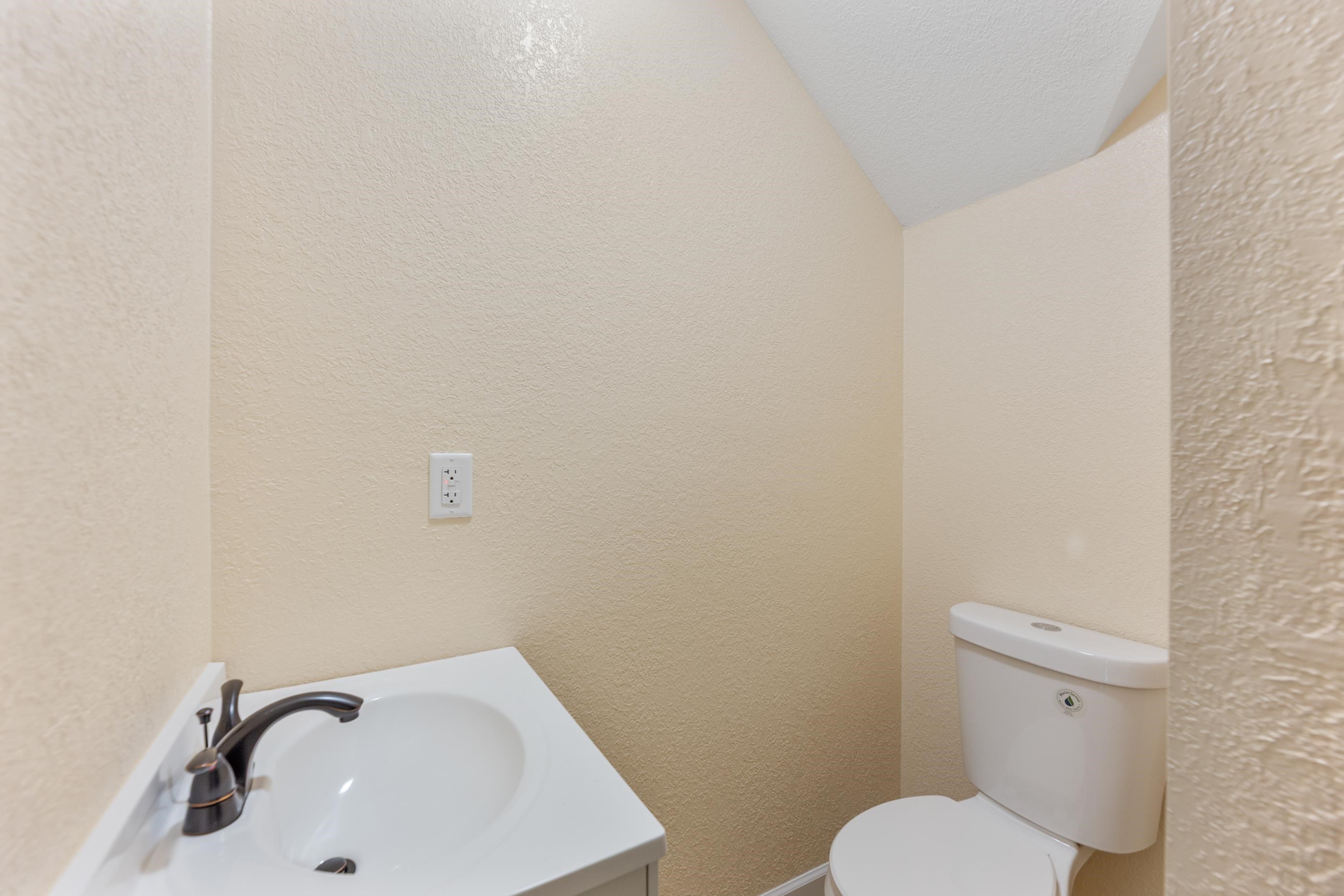 209 W 15th St, Newton, Kansas image 21