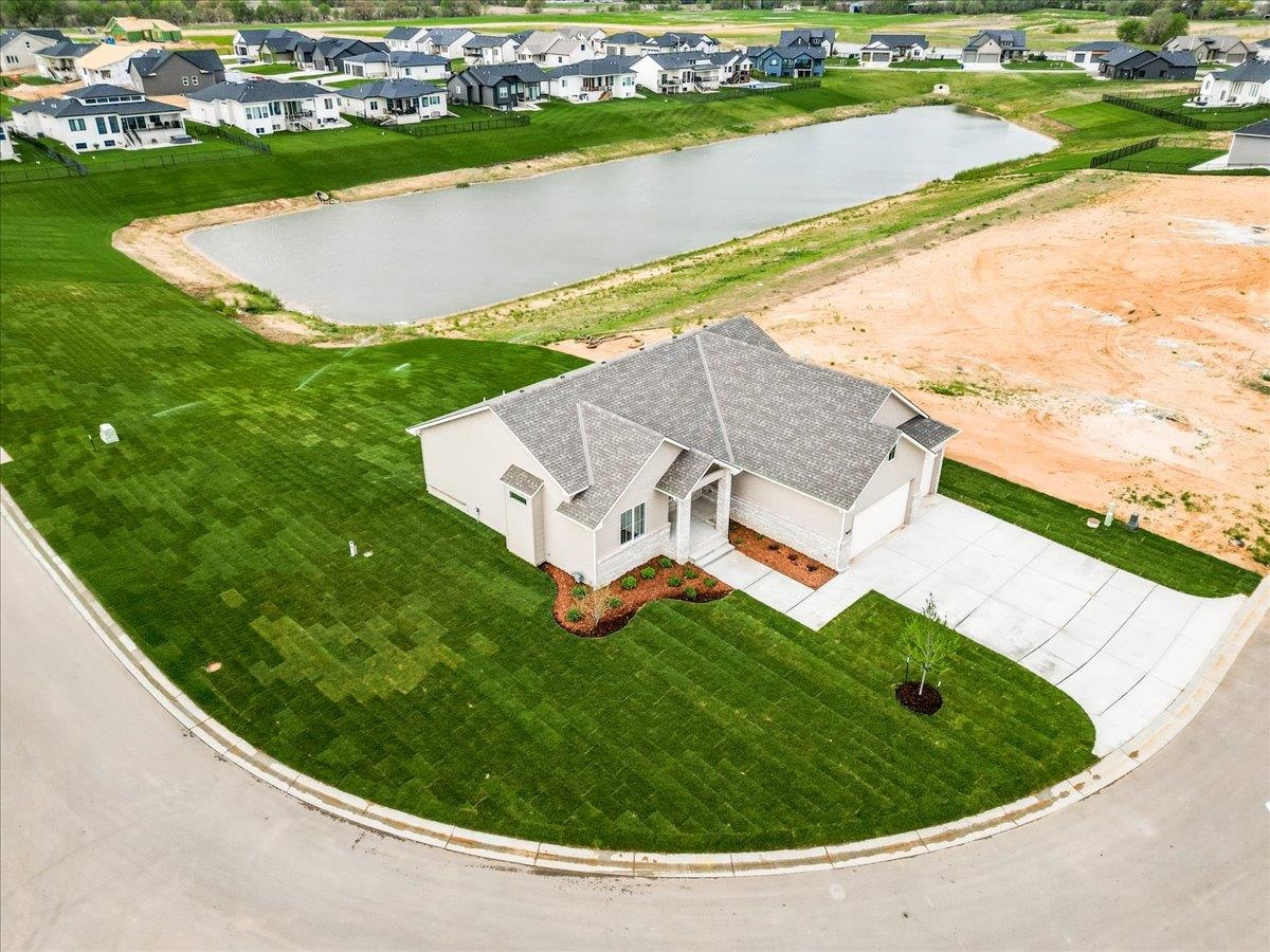 9637 W Cedar Lane, Maize, Kansas image 32